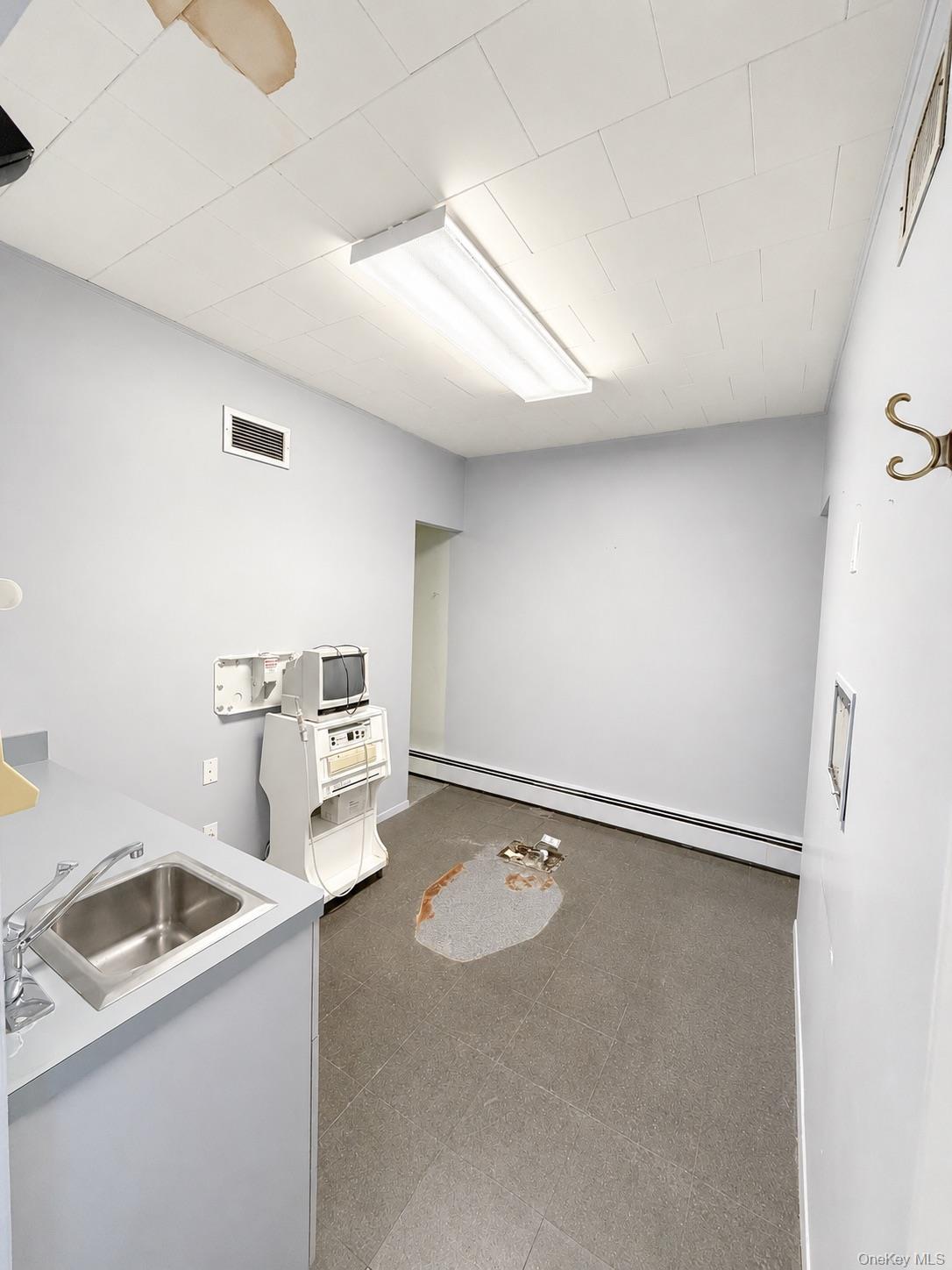 85 Hillside Avenue Property Photo 10