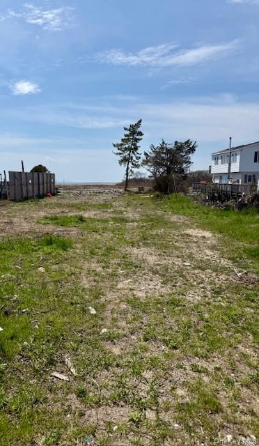 403 Cross Bay Boulevard Property Photo 4