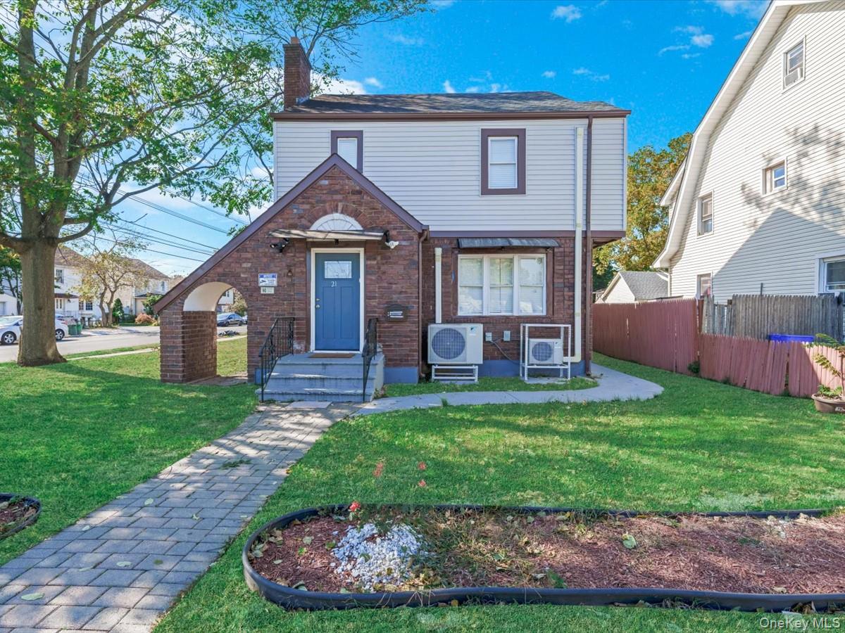 21 James Ll Burrell Avenue Property Photo 1