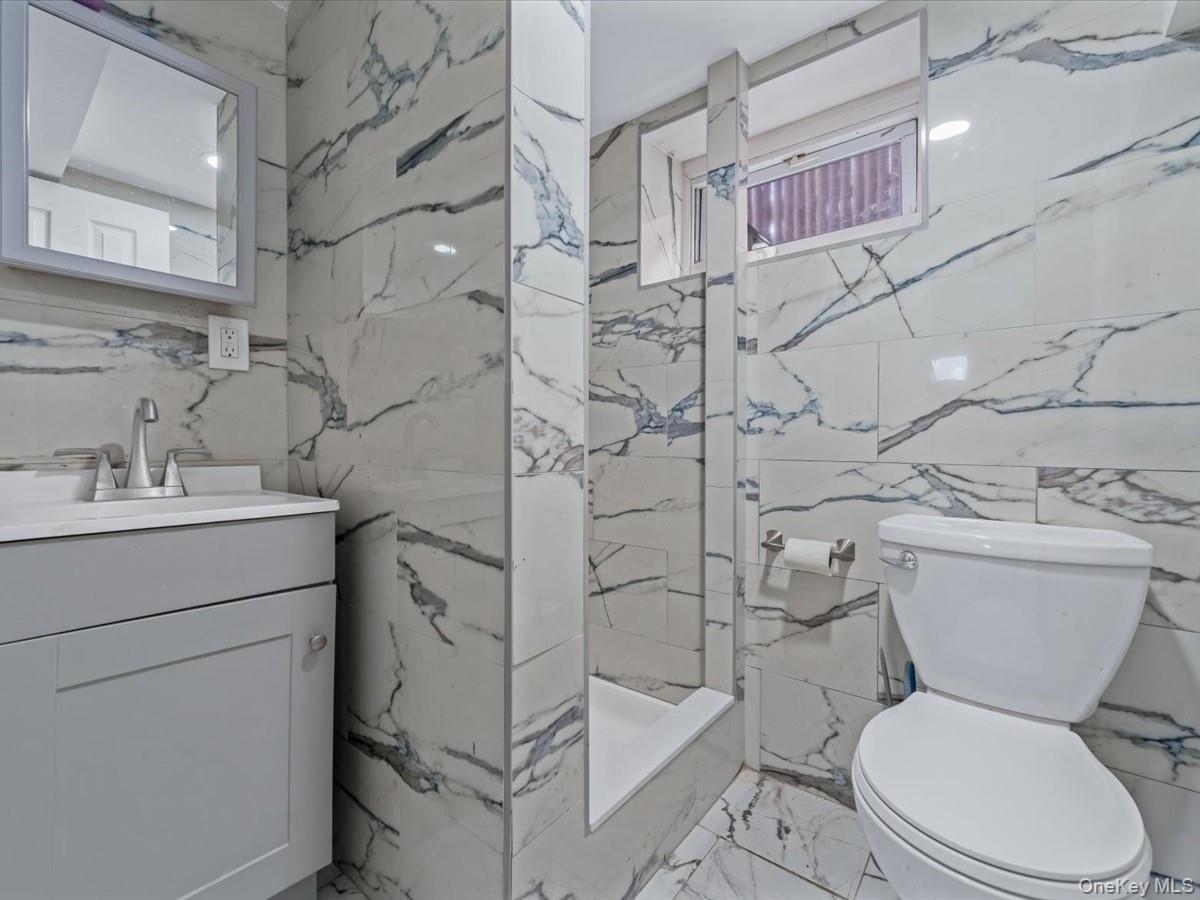 21 James Ll Burrell Avenue Property Photo 13