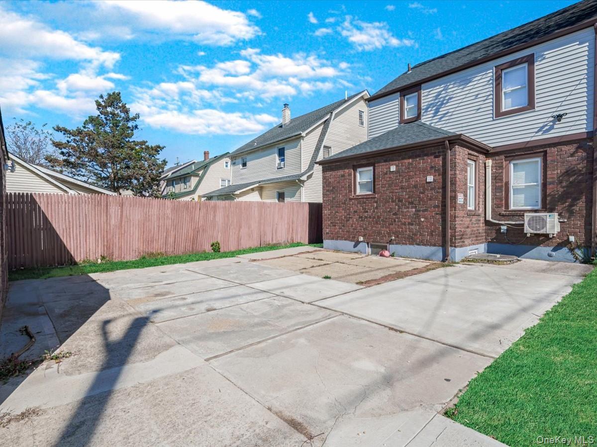 21 James Ll Burrell Avenue Property Photo 16