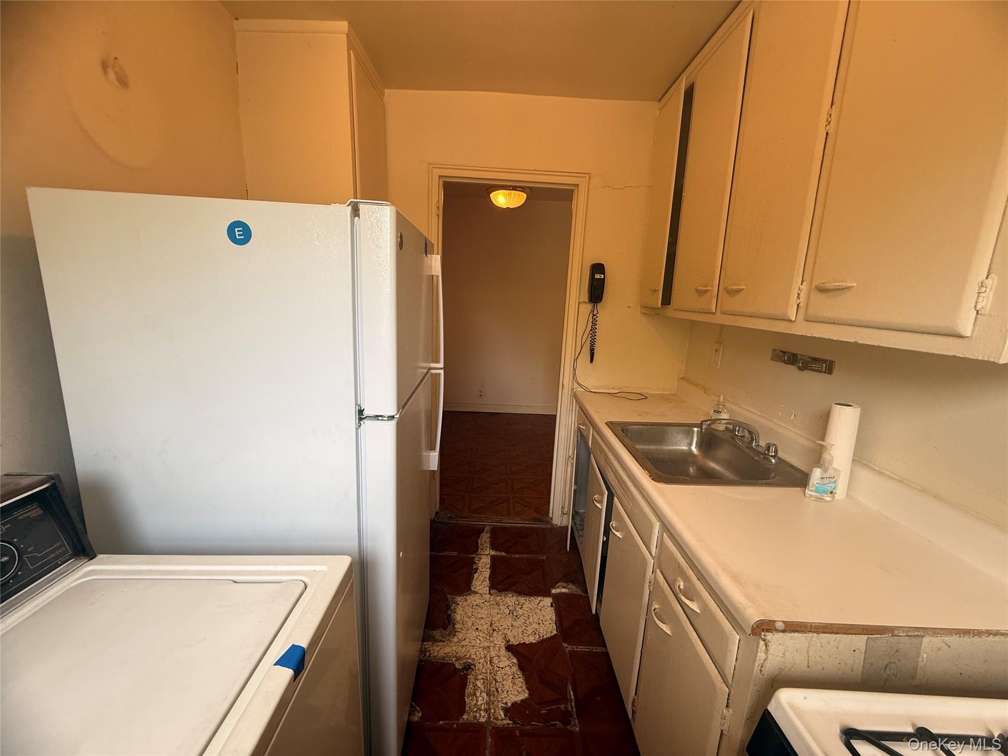 196-15 69th Avenue 2 Property Photo 6