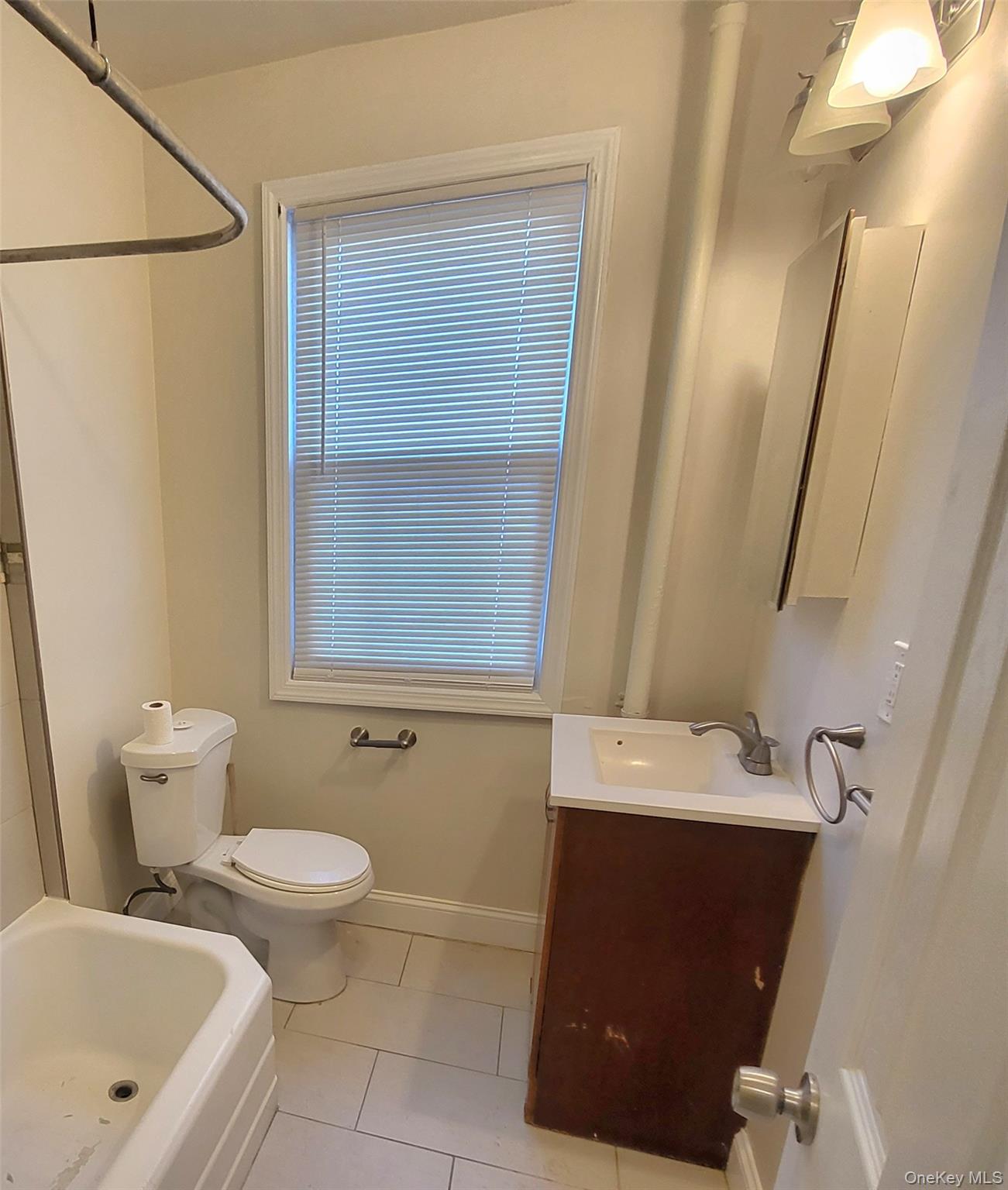 607 S 5th Avenue 2nd Flr Duplex Property Photo 7