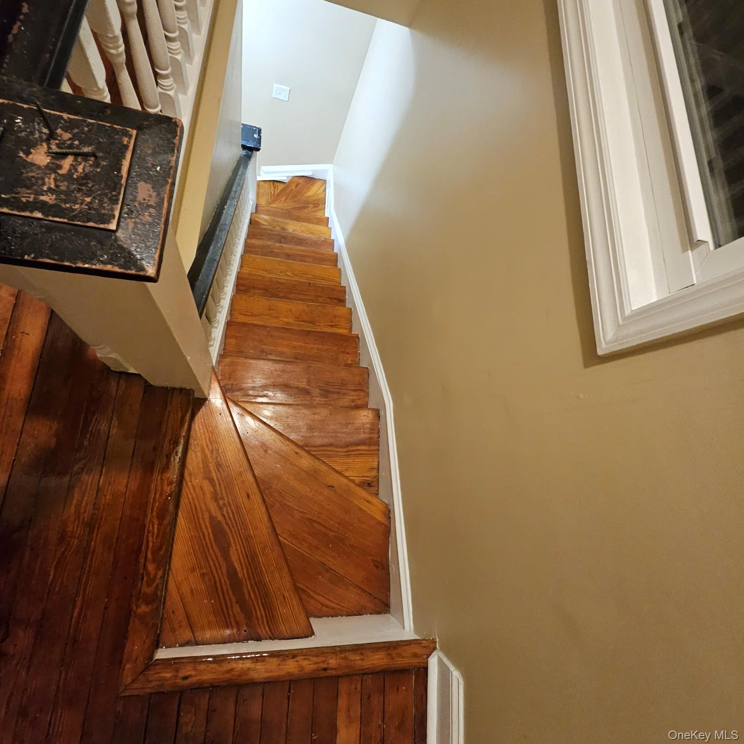 607 S 5th Avenue 2nd Flr Duplex Property Photo 13