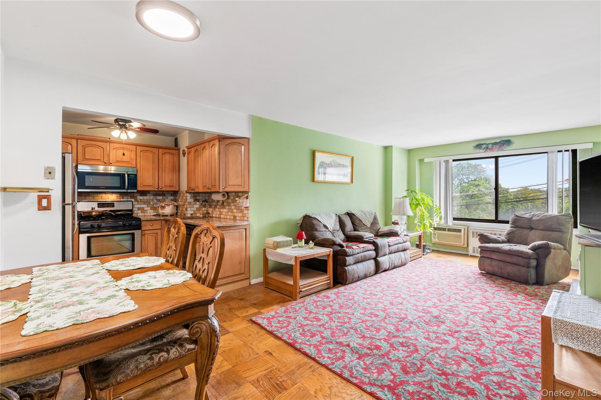 25 Lake Street 2c Property Photo 4