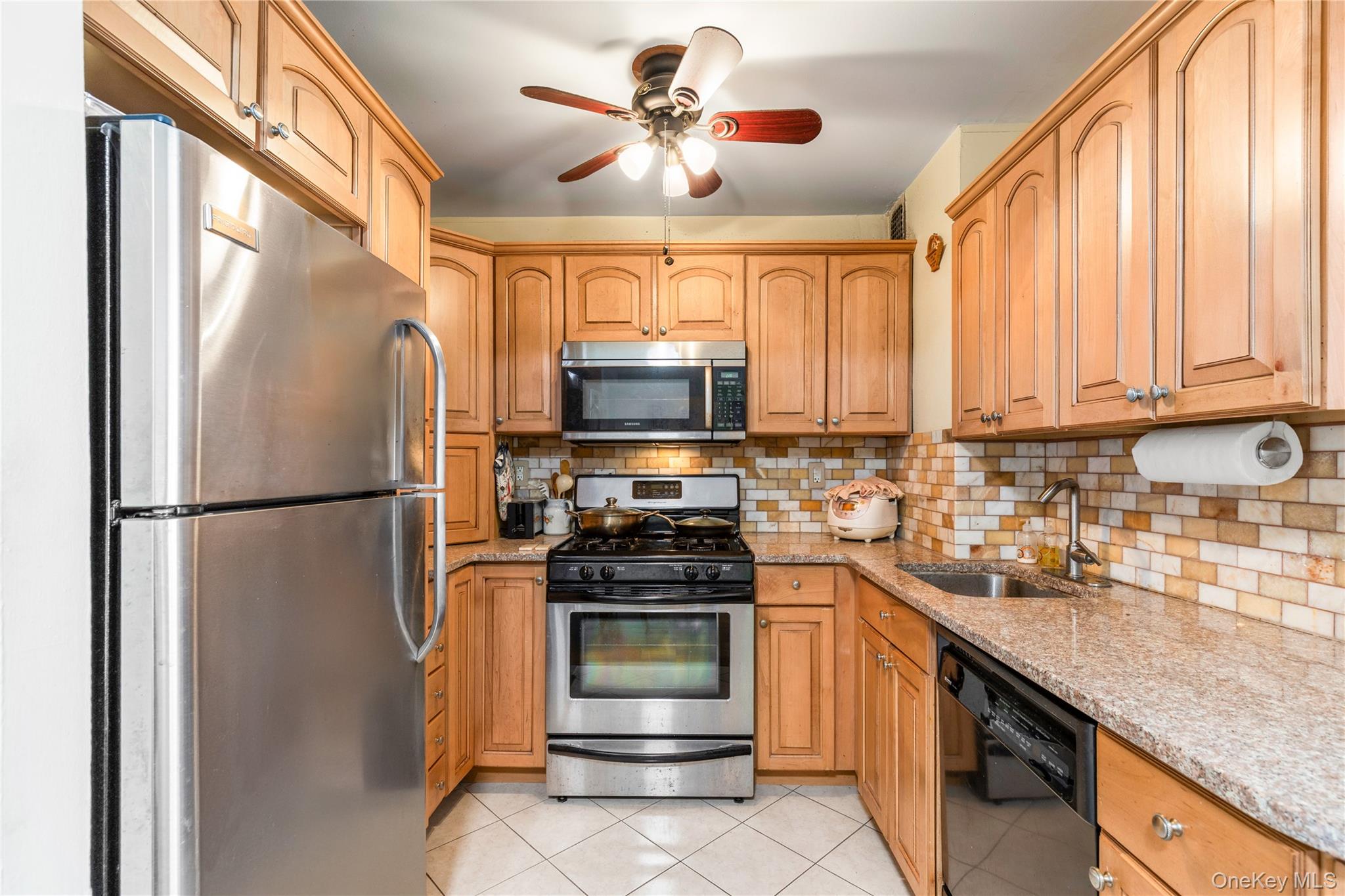 25 Lake Street 2c Property Photo 6