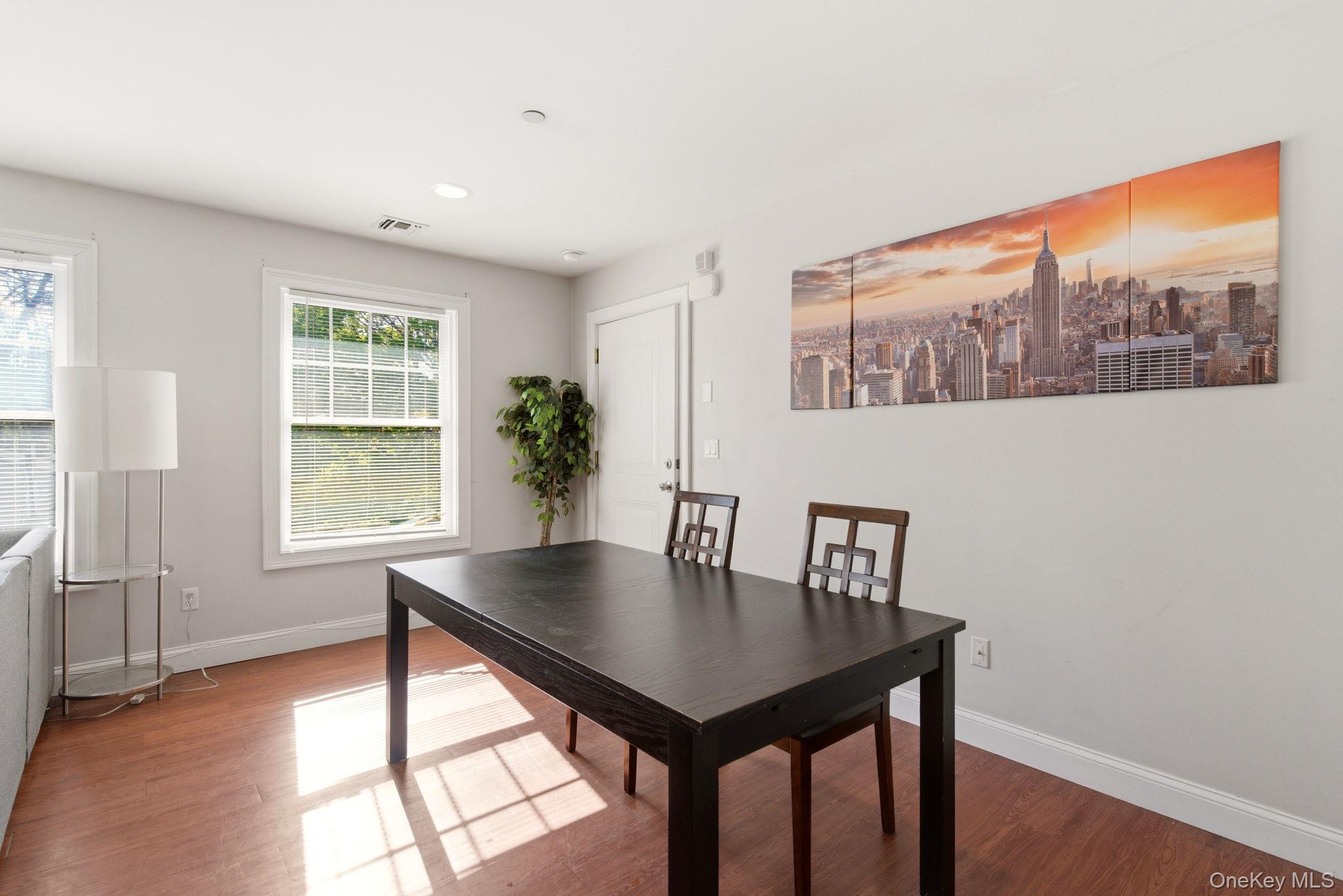 569 Middle Road Property Photo 19