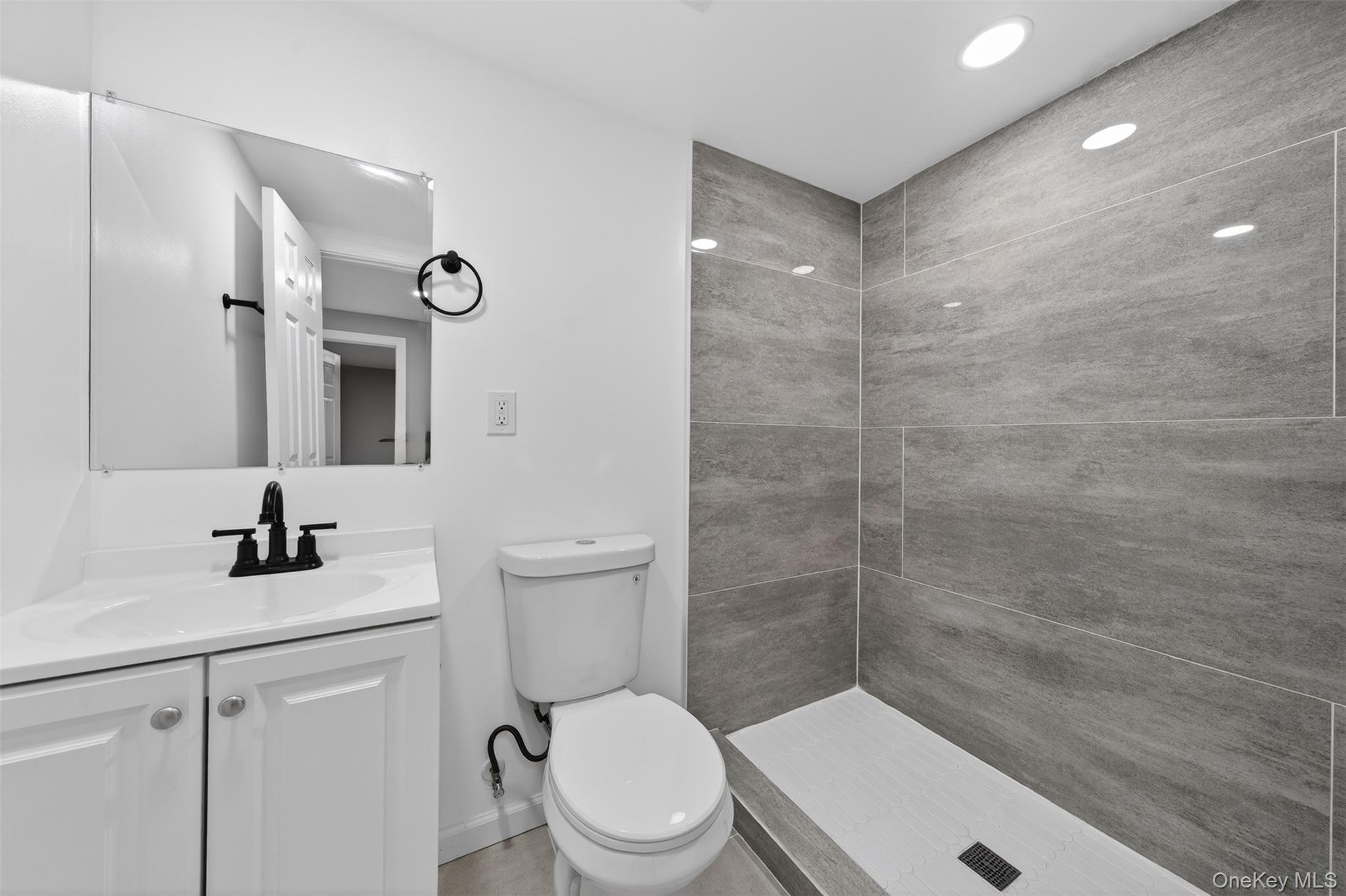 65 Maple Lane Property Photo 25