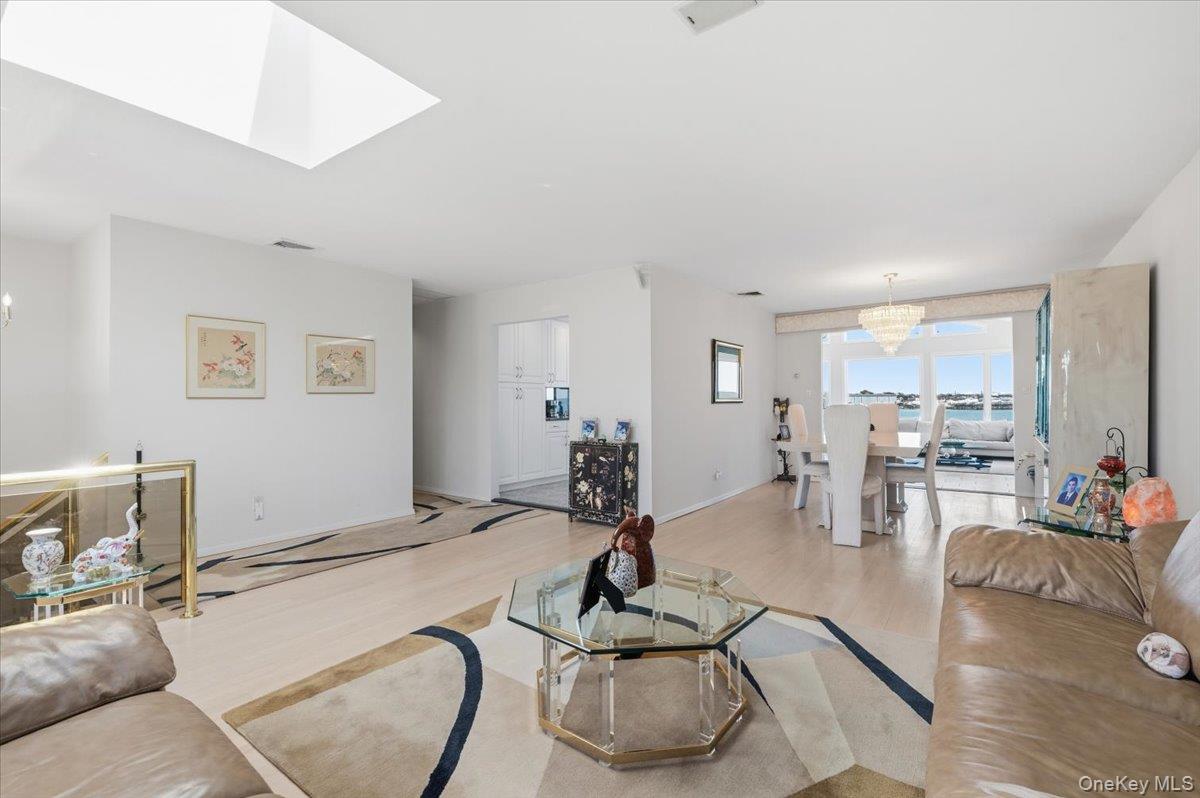 2959 Shore Drive Property Photo 12