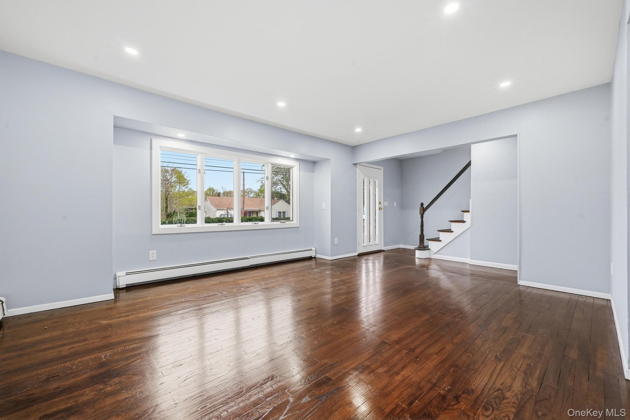 72 Seminole Street Property Photo 7