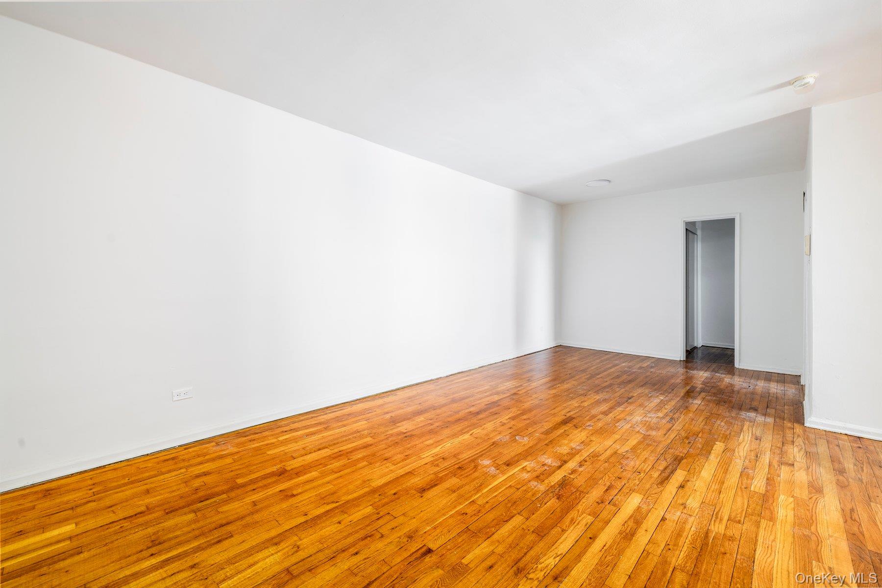 10-40 Neilson Street 2-c Property Photo 6