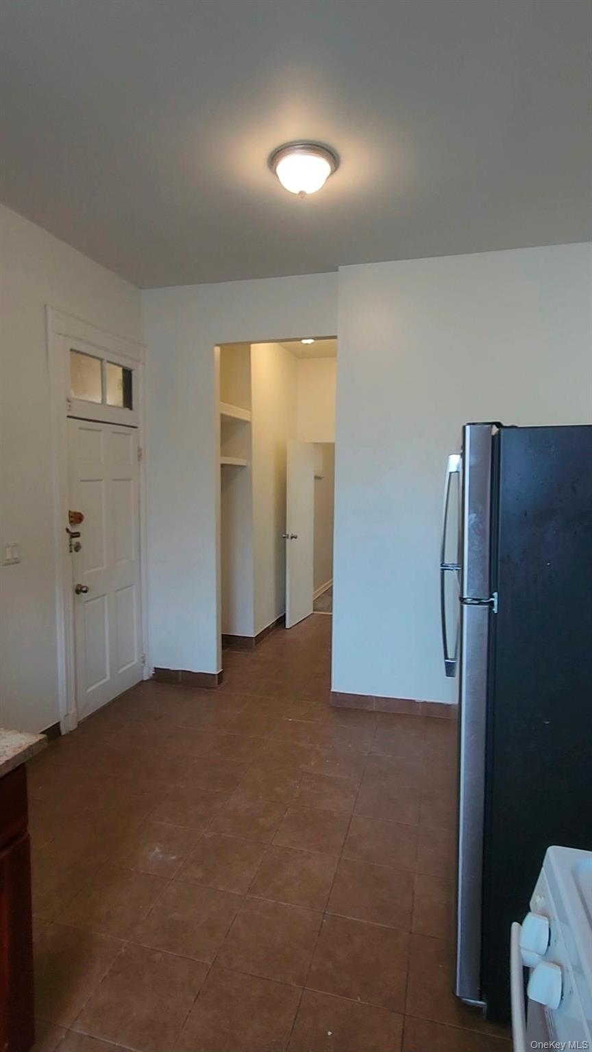 120-15 Jamaica Ave 2 Property Photo 4