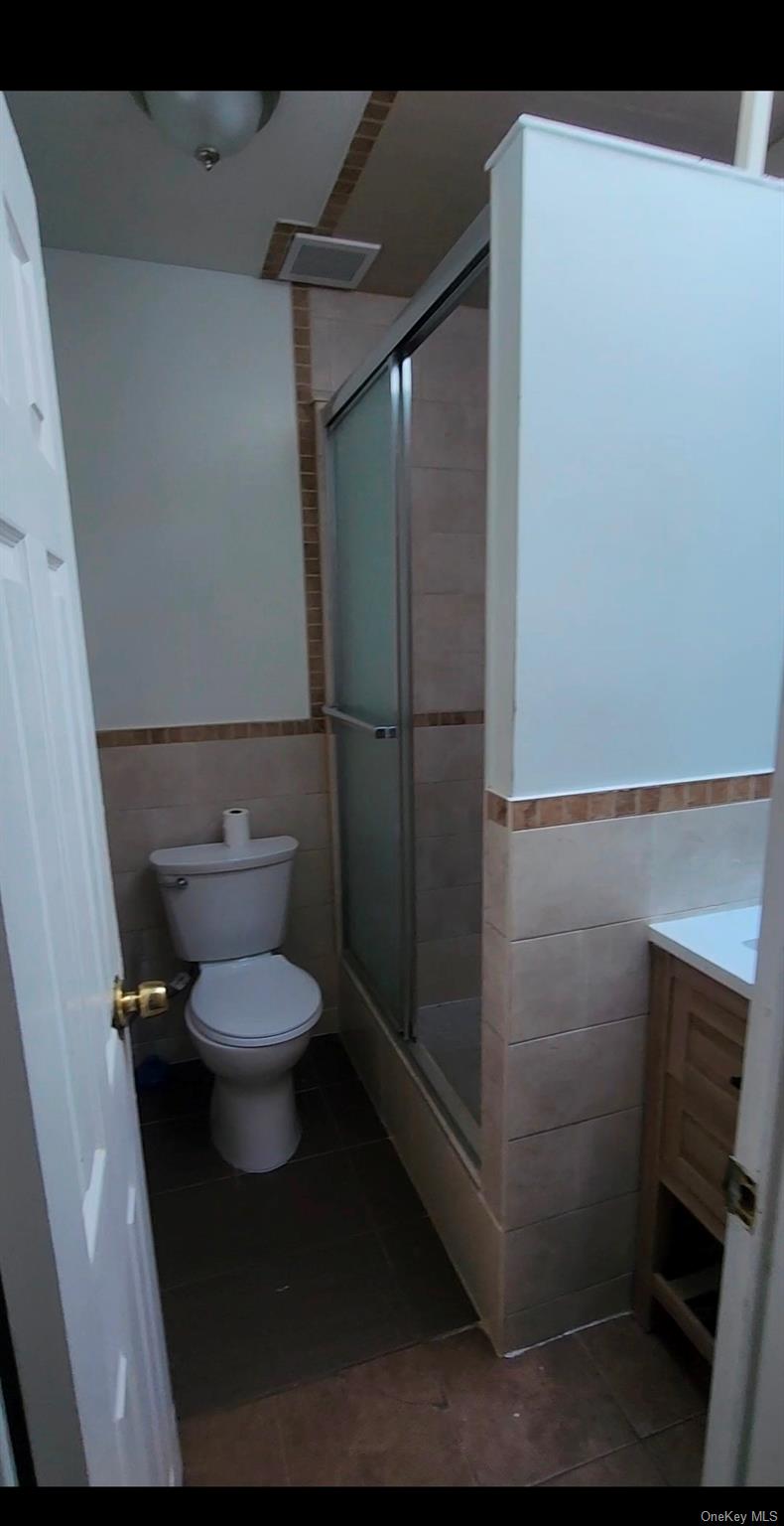 120-15 Jamaica Ave 2 Property Photo 5