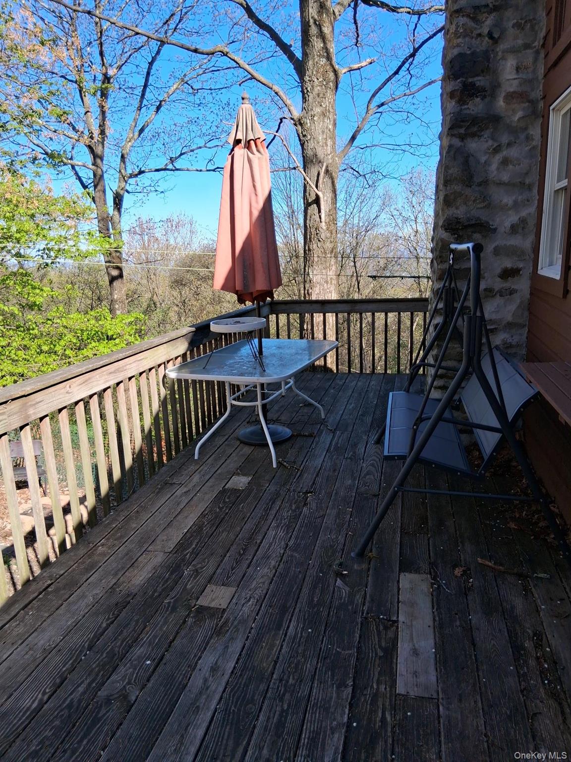 20 N Oakwood Trail Property Photo 3
