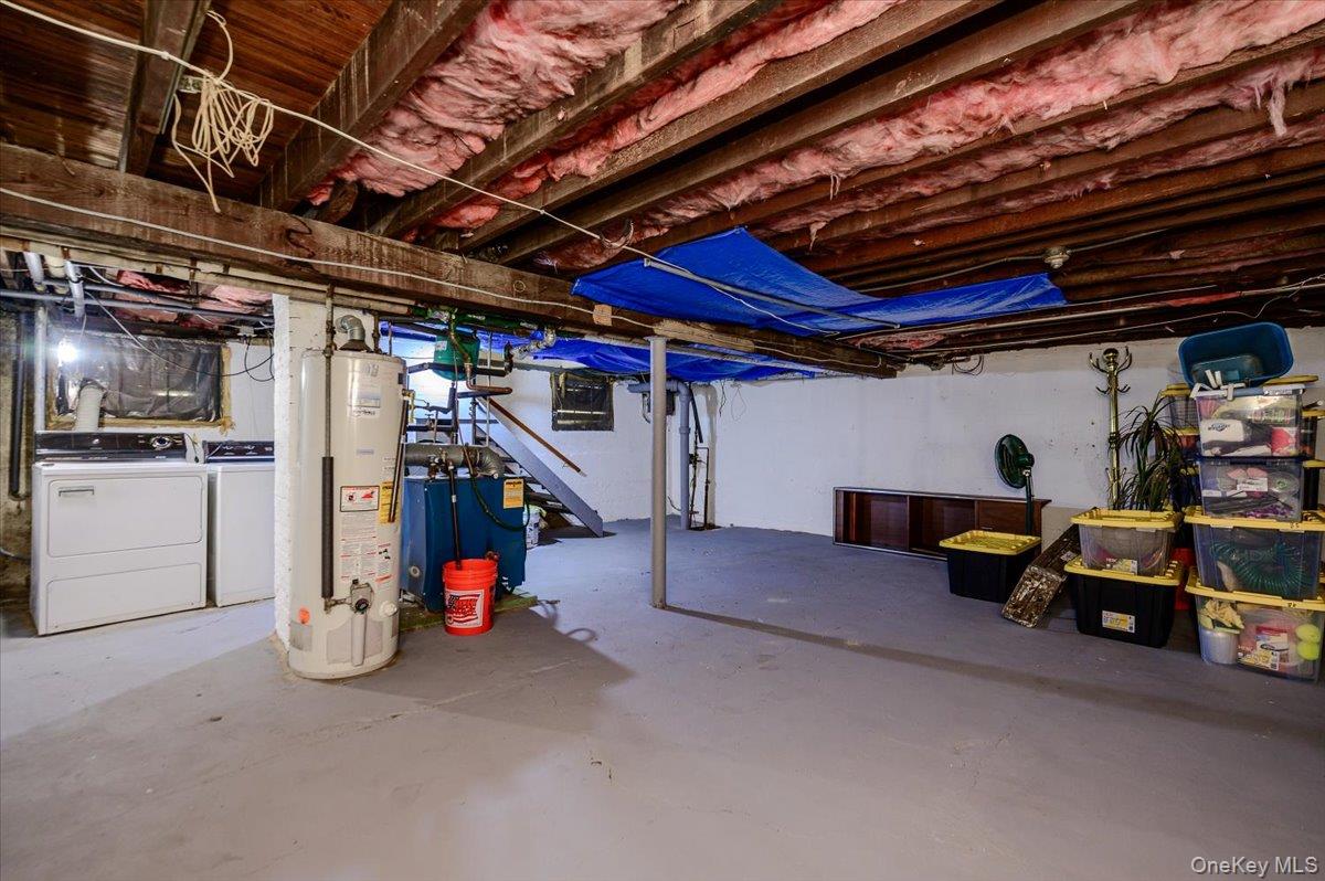 548 Davis Avenue Property Photo 17
