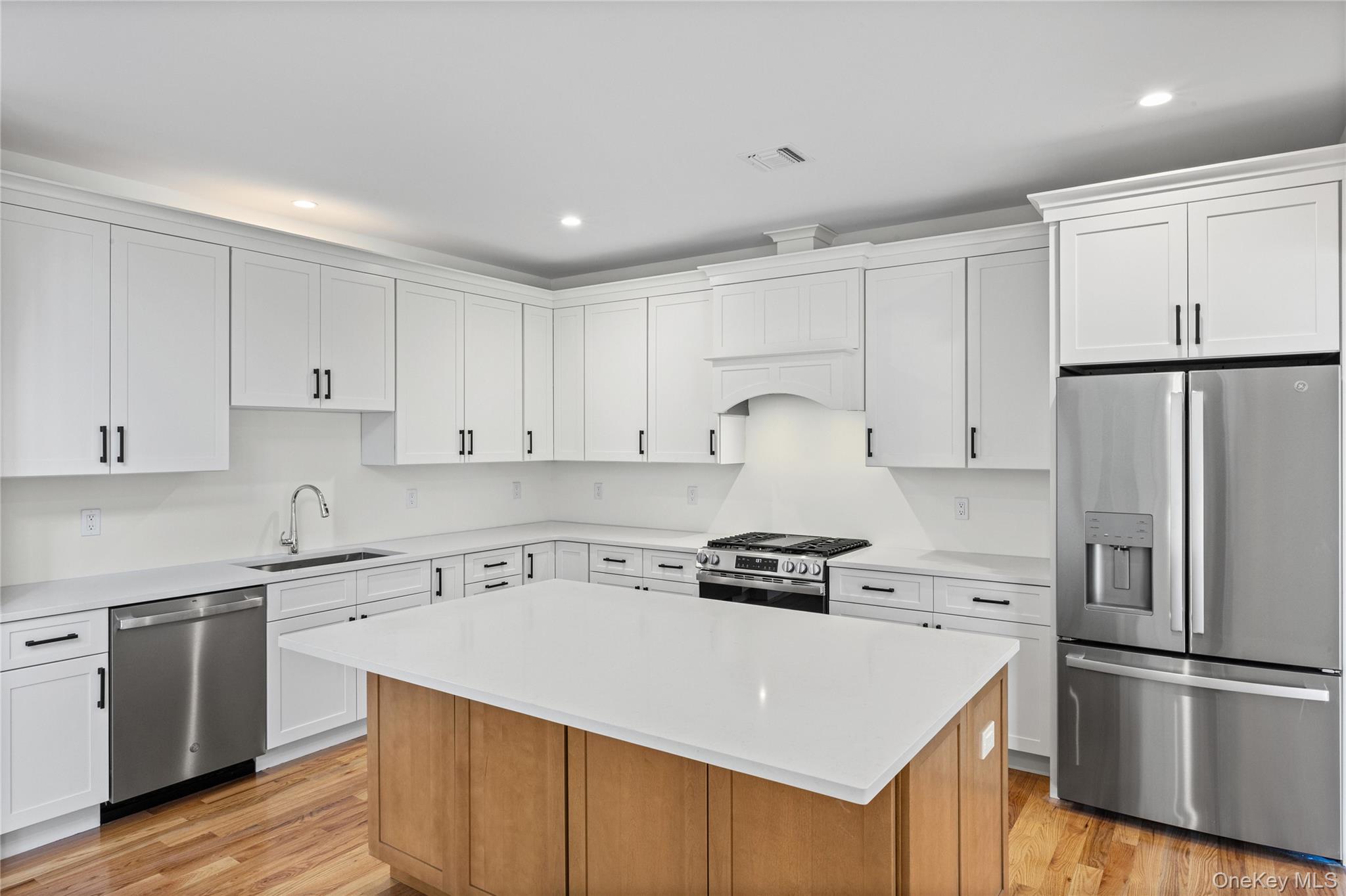 7 Jersey Avenue Property Photo 14