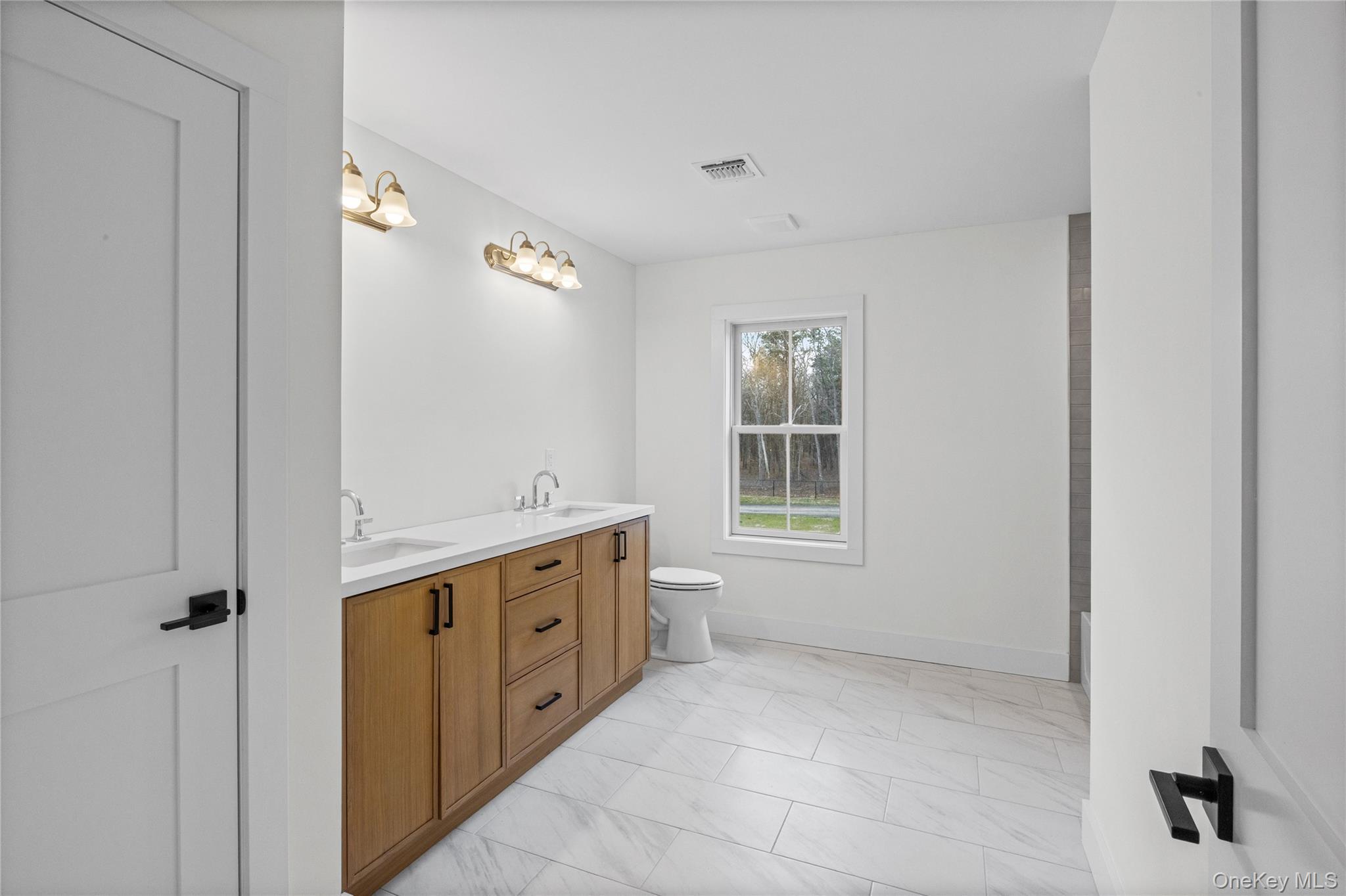7 Jersey Avenue Property Photo 40