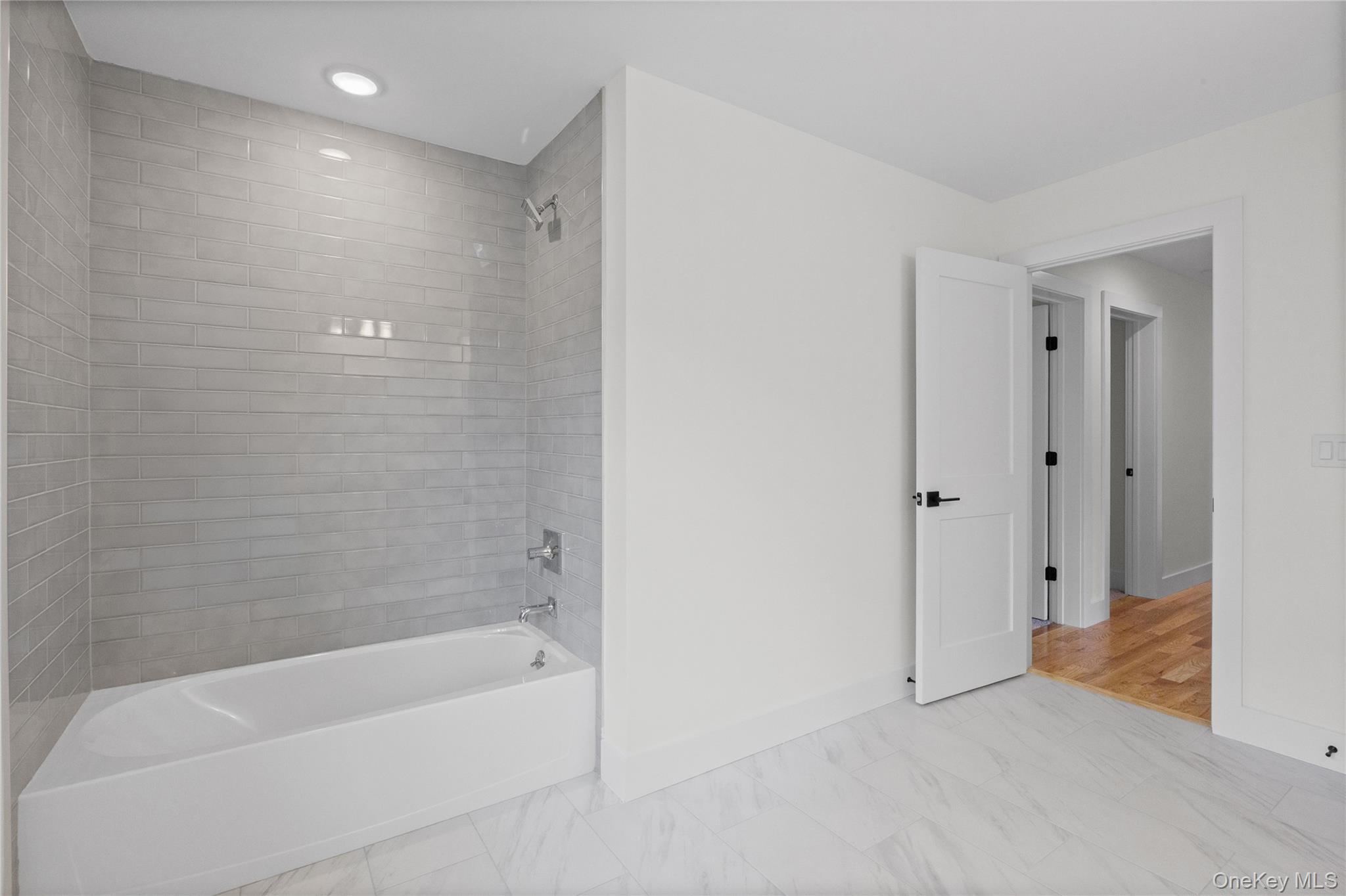 7 Jersey Avenue Property Photo 41