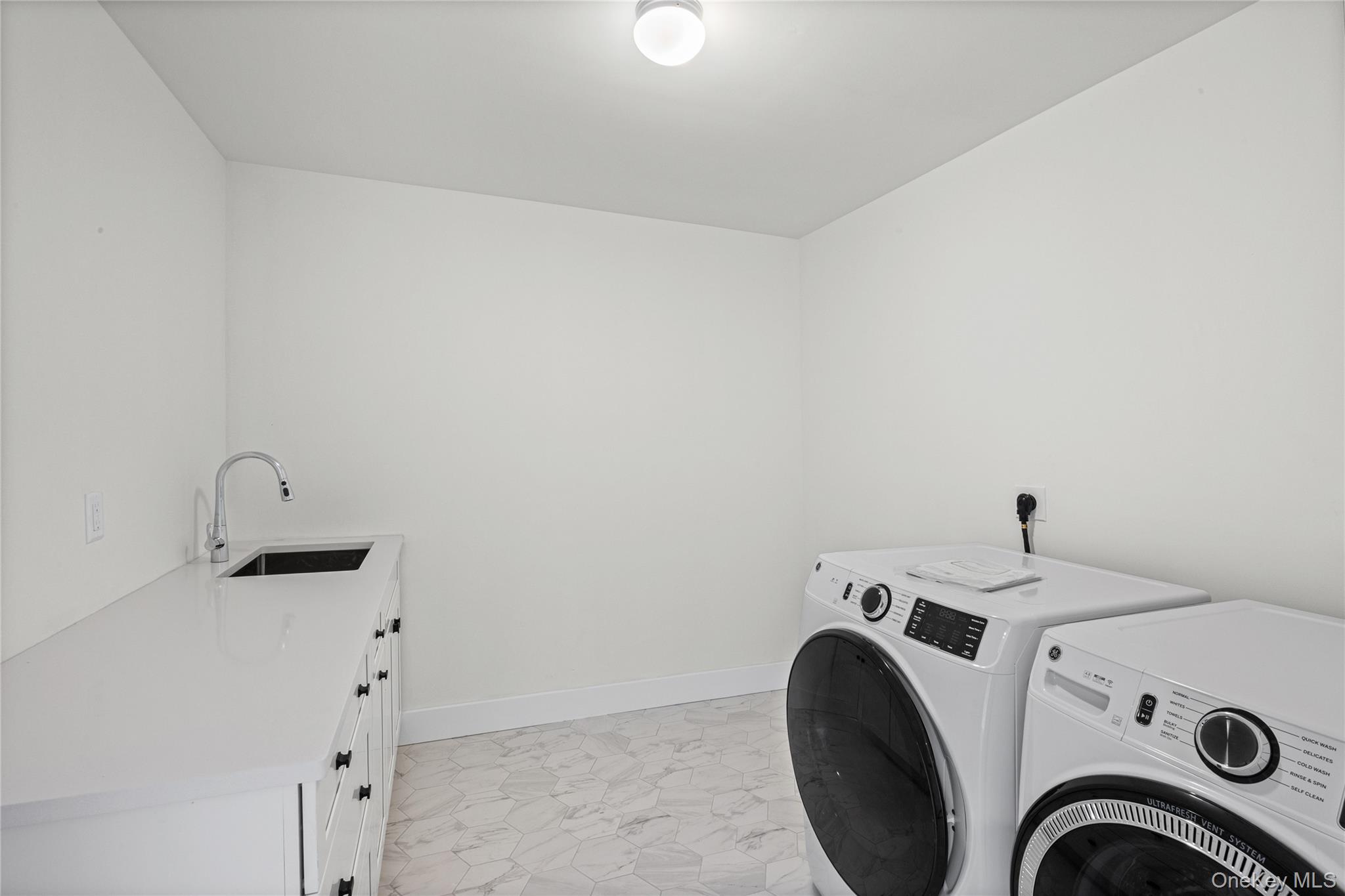 7 Jersey Avenue Property Photo 42