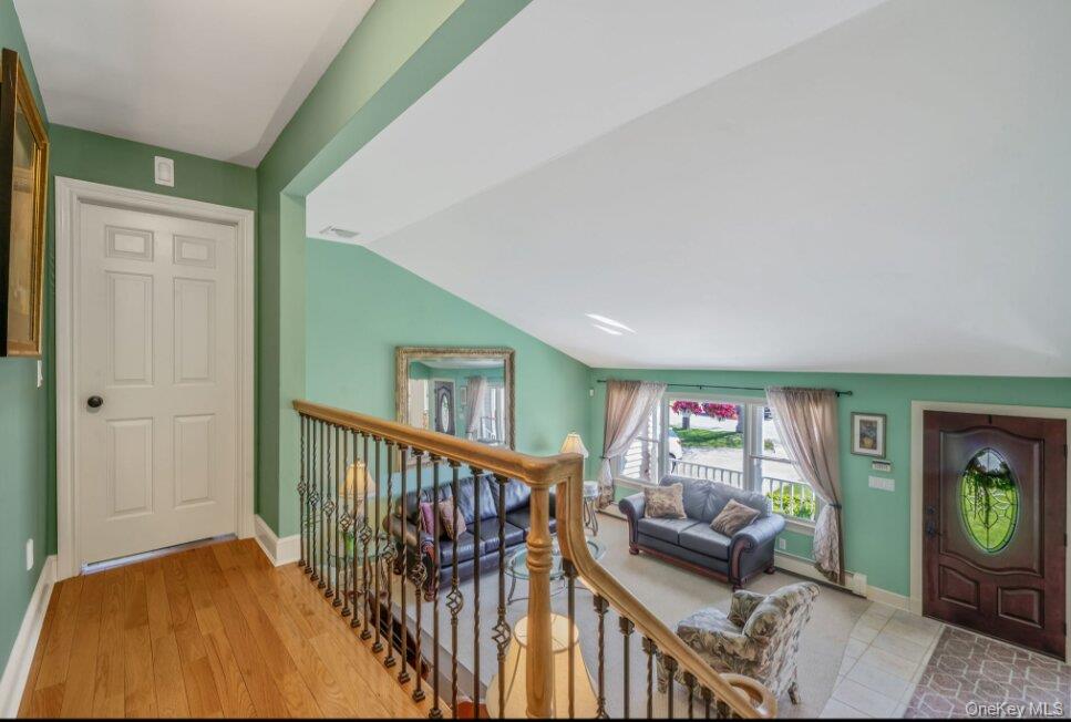 488 Everdell Avenue Property Photo 7