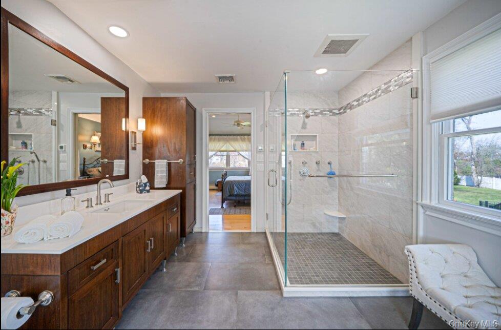 488 Everdell Avenue Property Photo 17