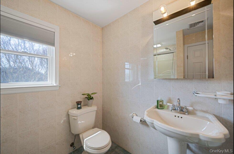 488 Everdell Avenue Property Photo 21