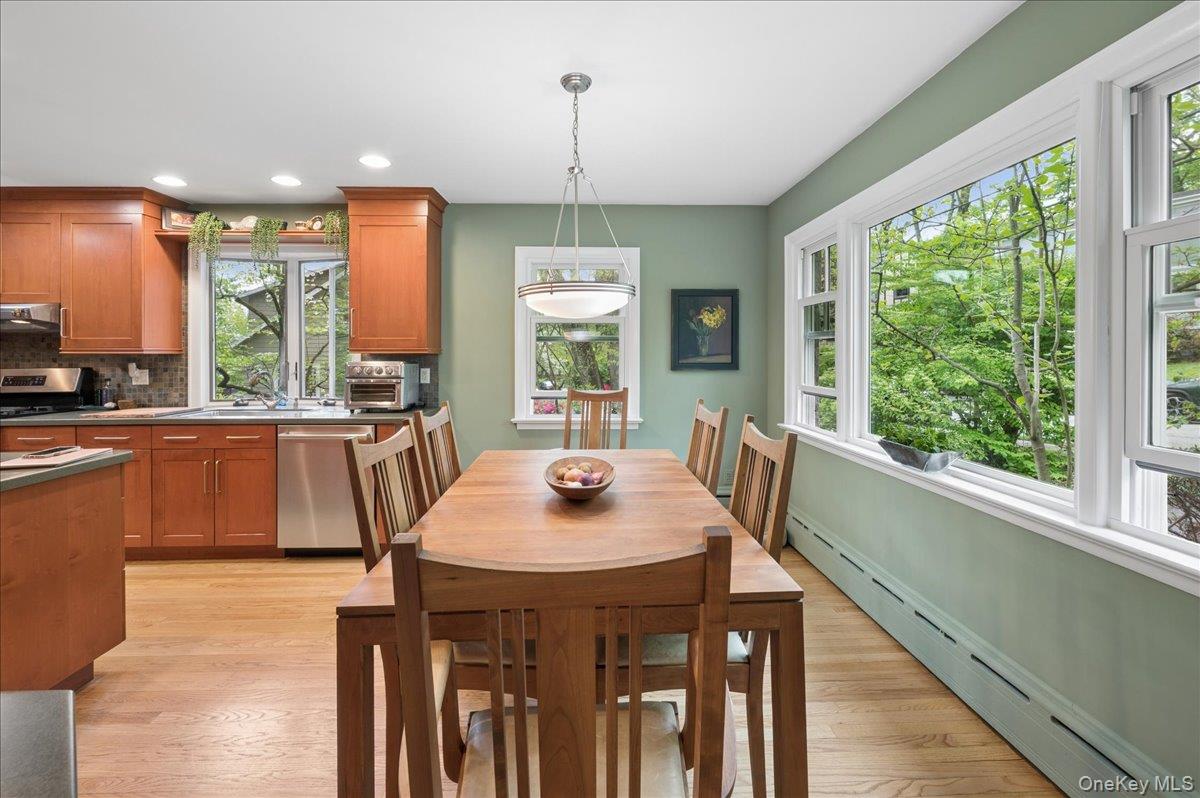14 Kent Avenue Property Photo 9