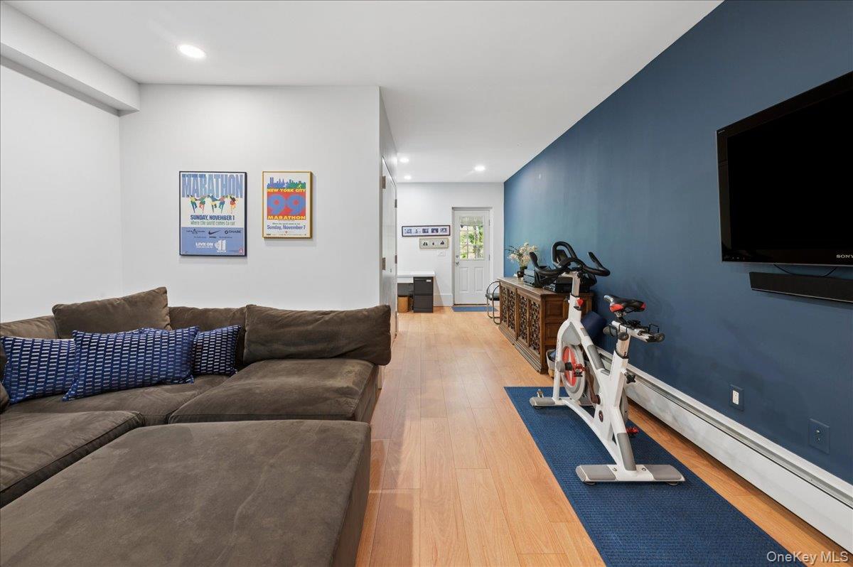 14 Kent Avenue Property Photo 22