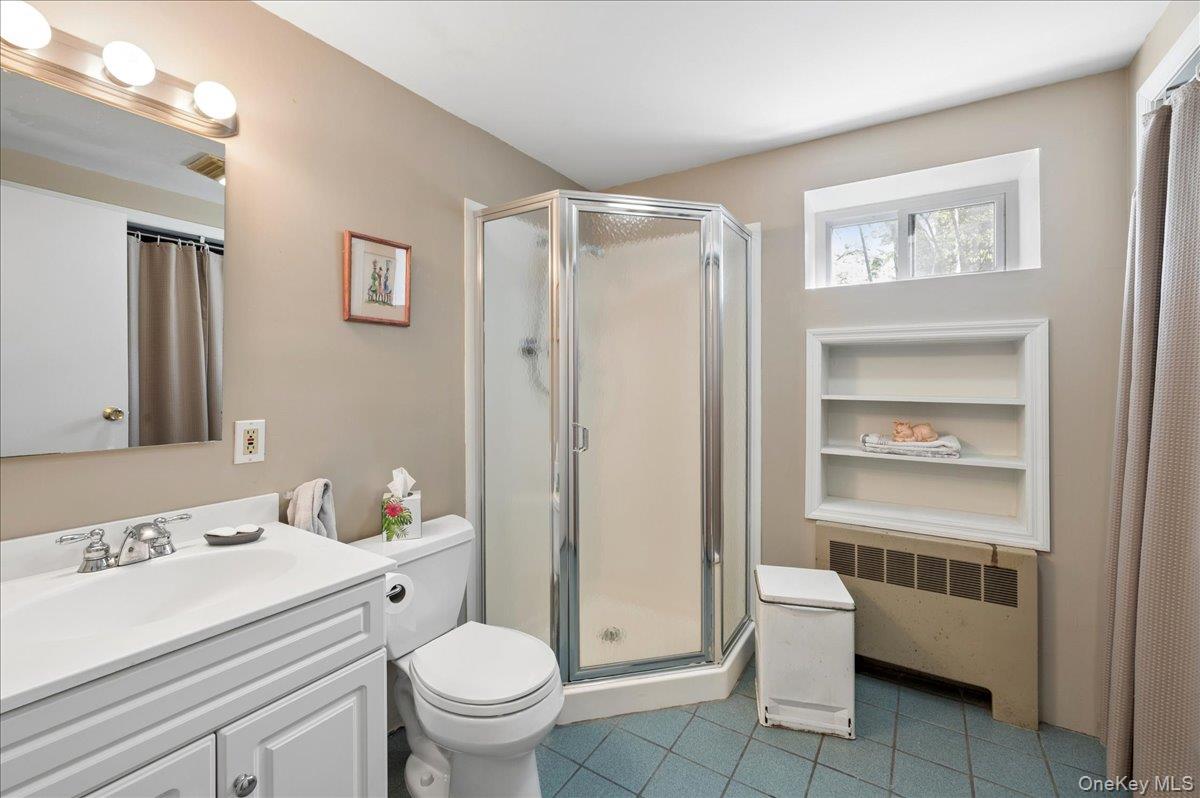 14 Kent Avenue Property Photo 25