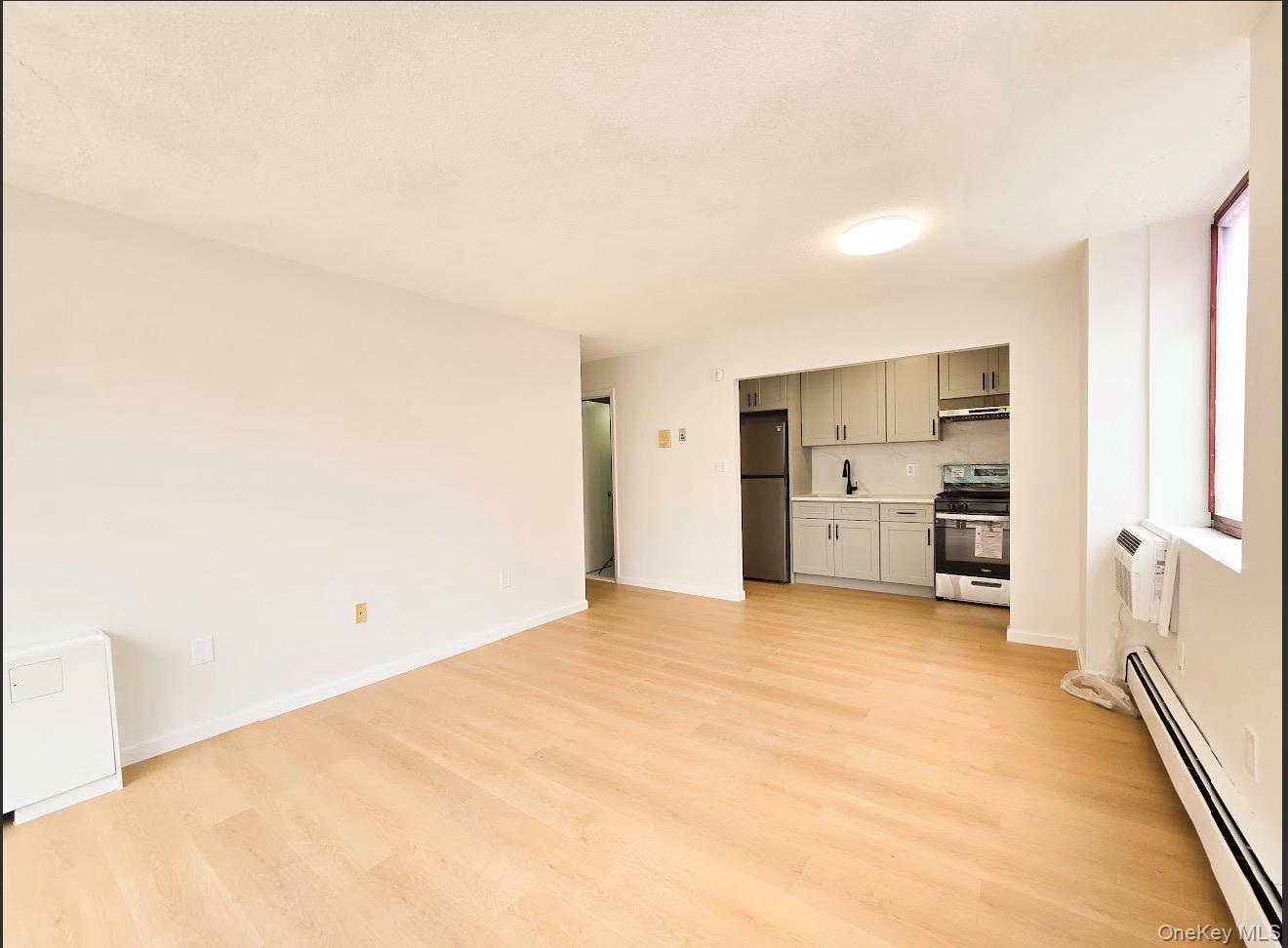 48 Hester Street 5c Property Photo 9