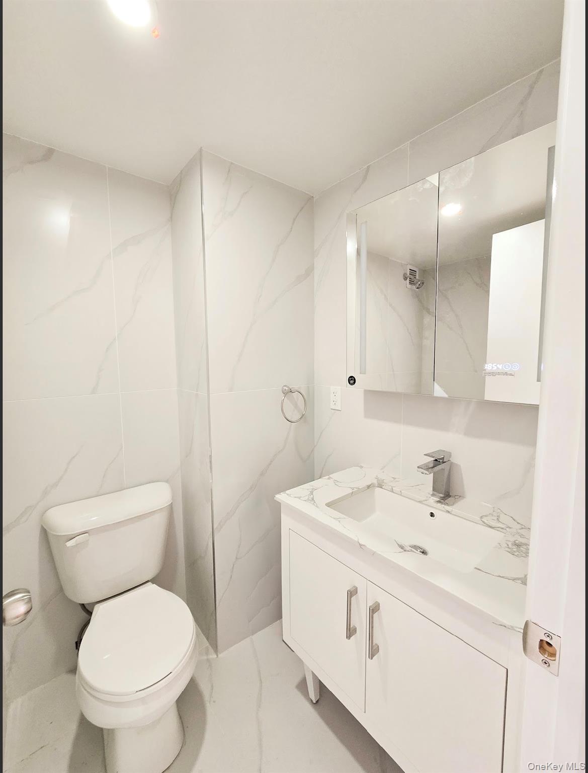 48 Hester Street 5c Property Photo 13