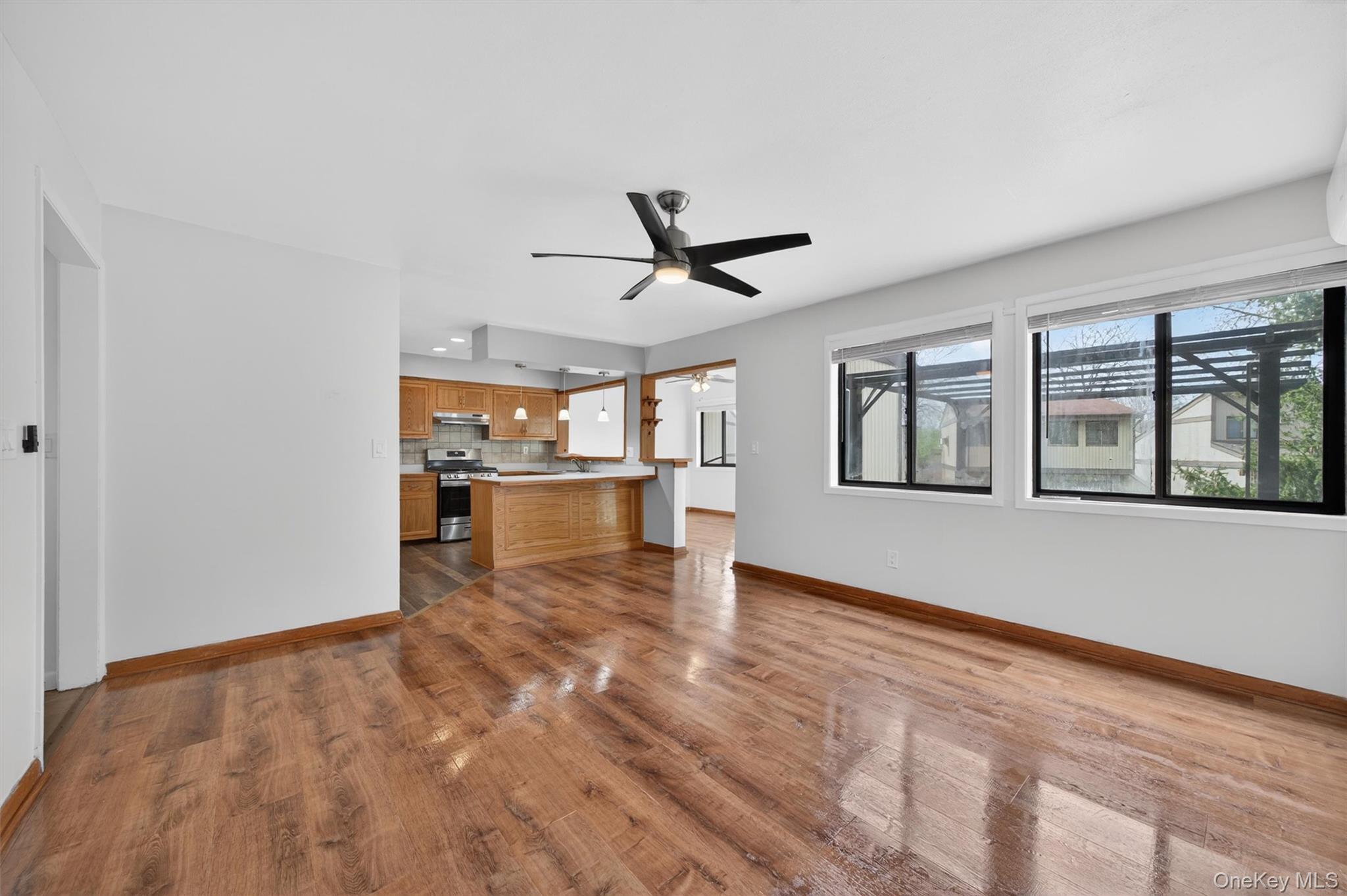 6 Charlotte Mews Property Photo 11