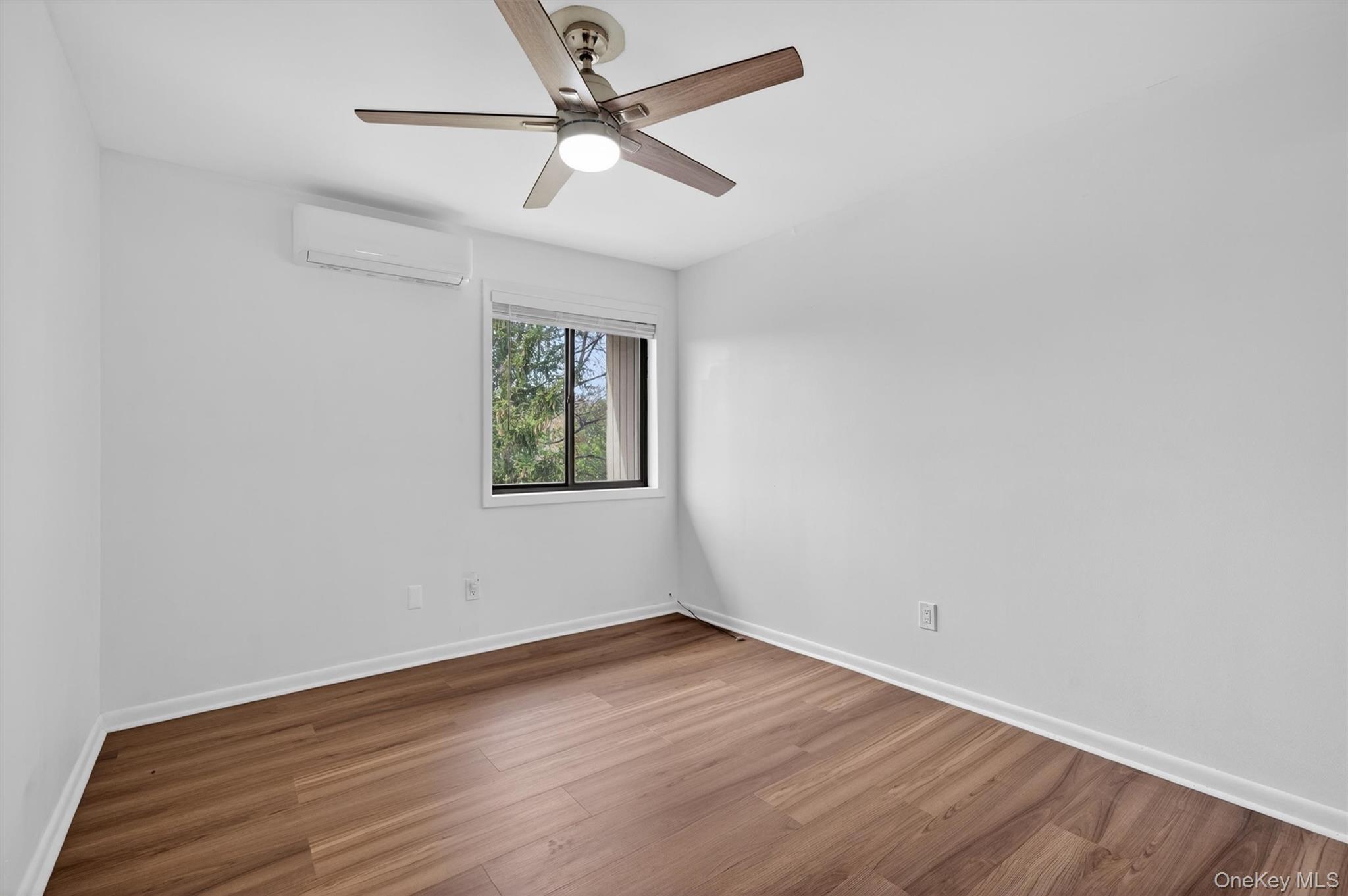 6 Charlotte Mews Property Photo 32