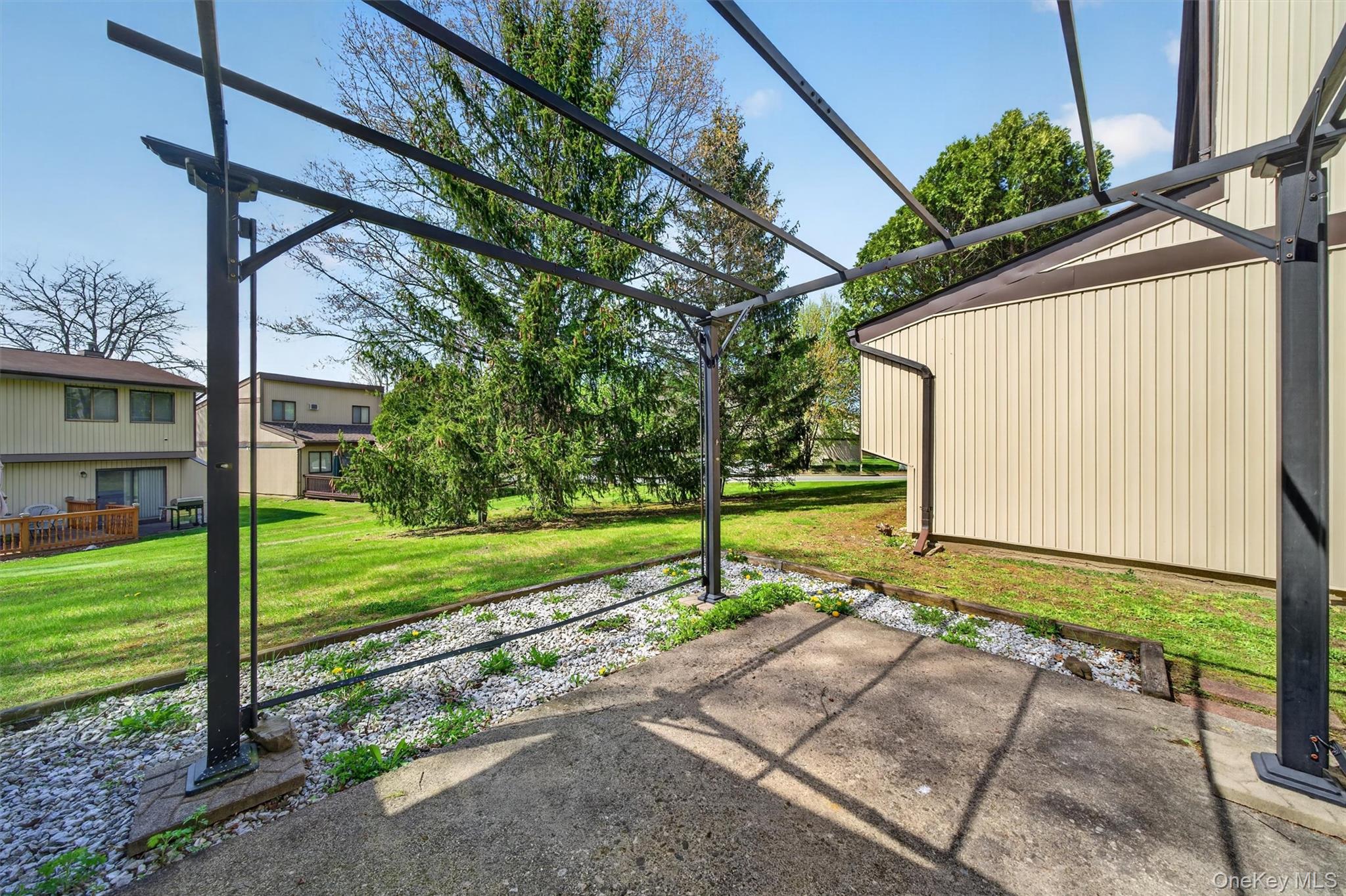 6 Charlotte Mews Property Photo 38