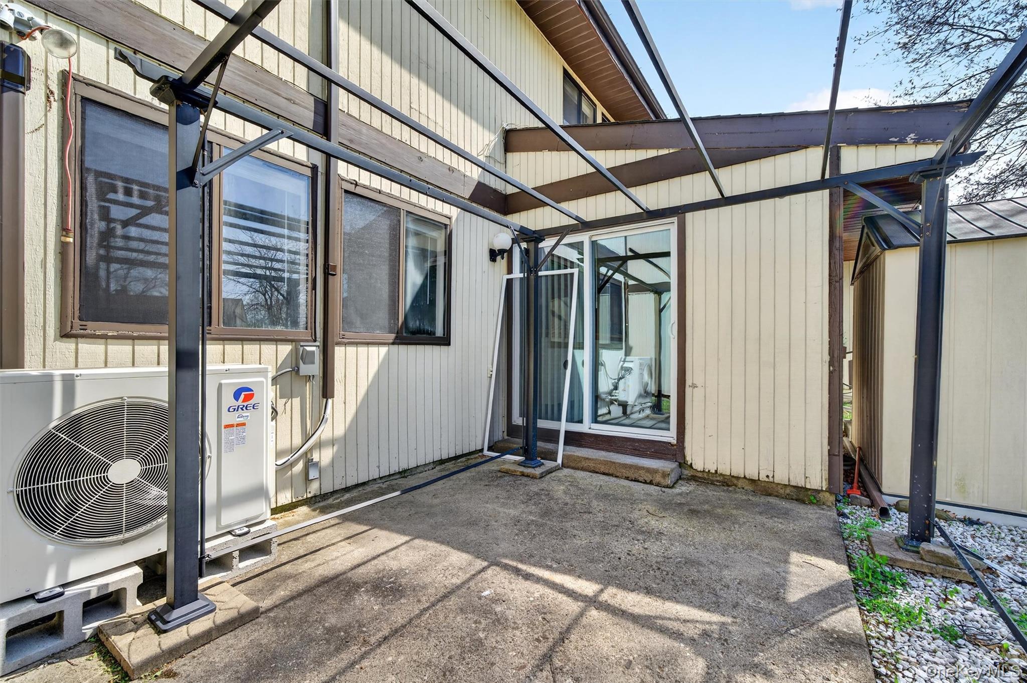 6 Charlotte Mews Property Photo 39