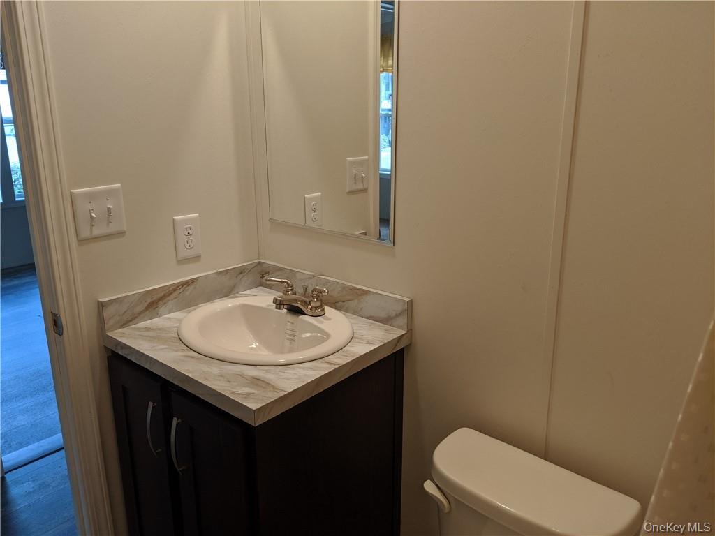 16 Shore Lane Property Photo 11