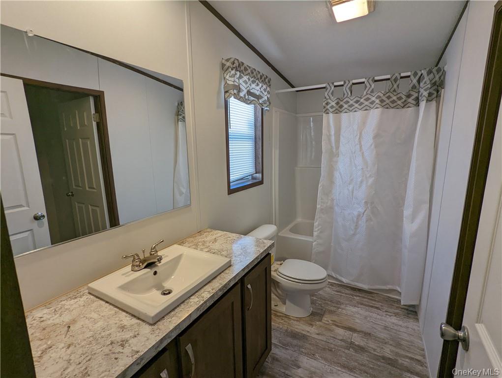 16 Shore Lane Property Photo 13