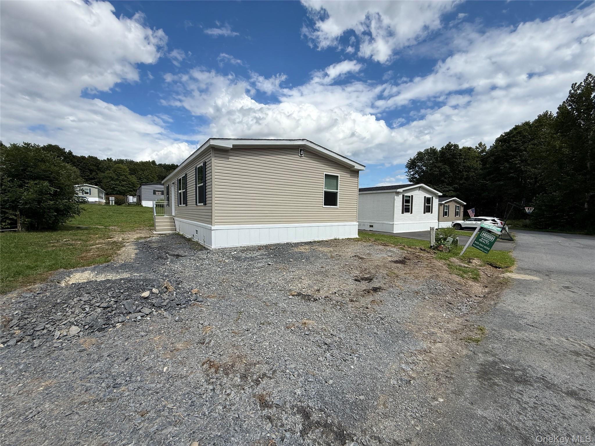 16 Shore Lane Property Photo 21
