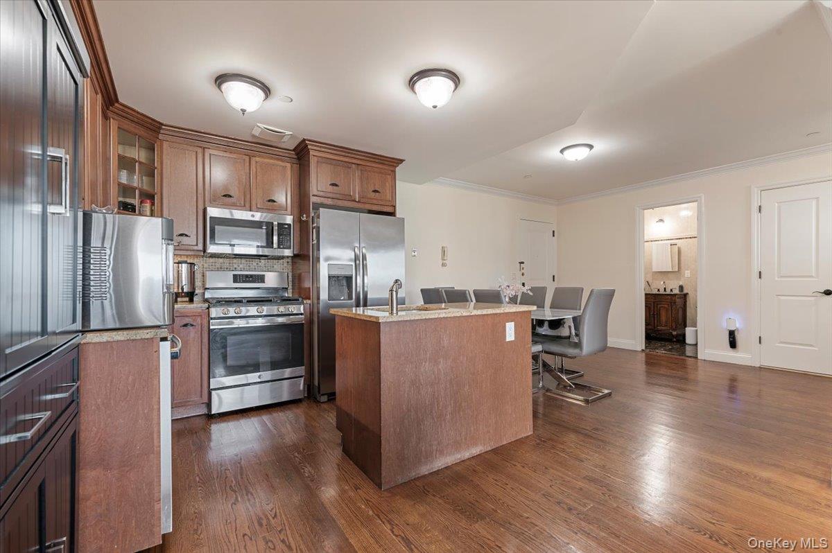 156 Beach 9th Street 4d Property Photo 11
