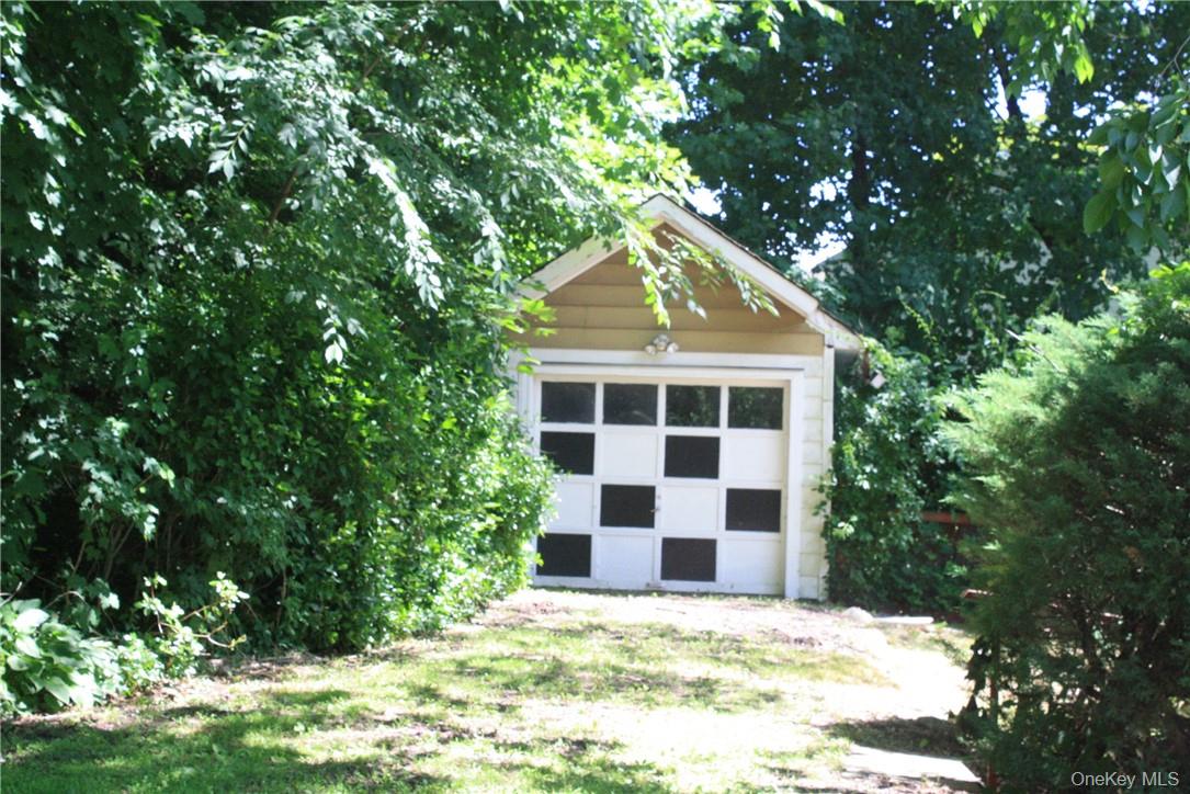 58 Pleasant Drive Property Photo 6