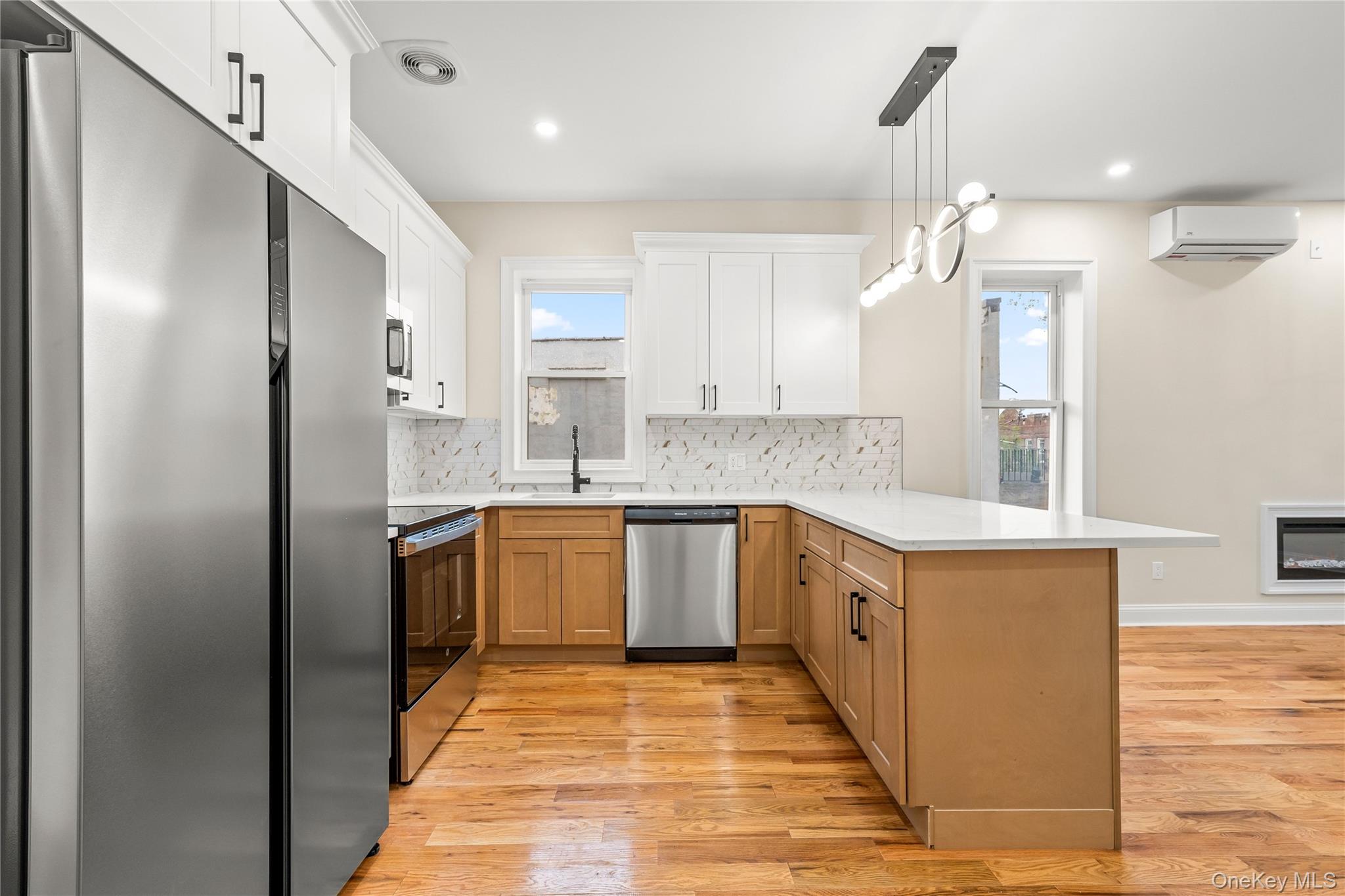 639 Watkins Street Property Photo 28