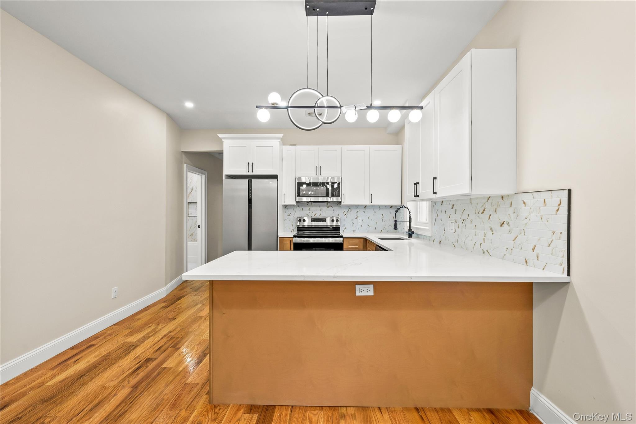 639 Watkins Street Property Photo 29