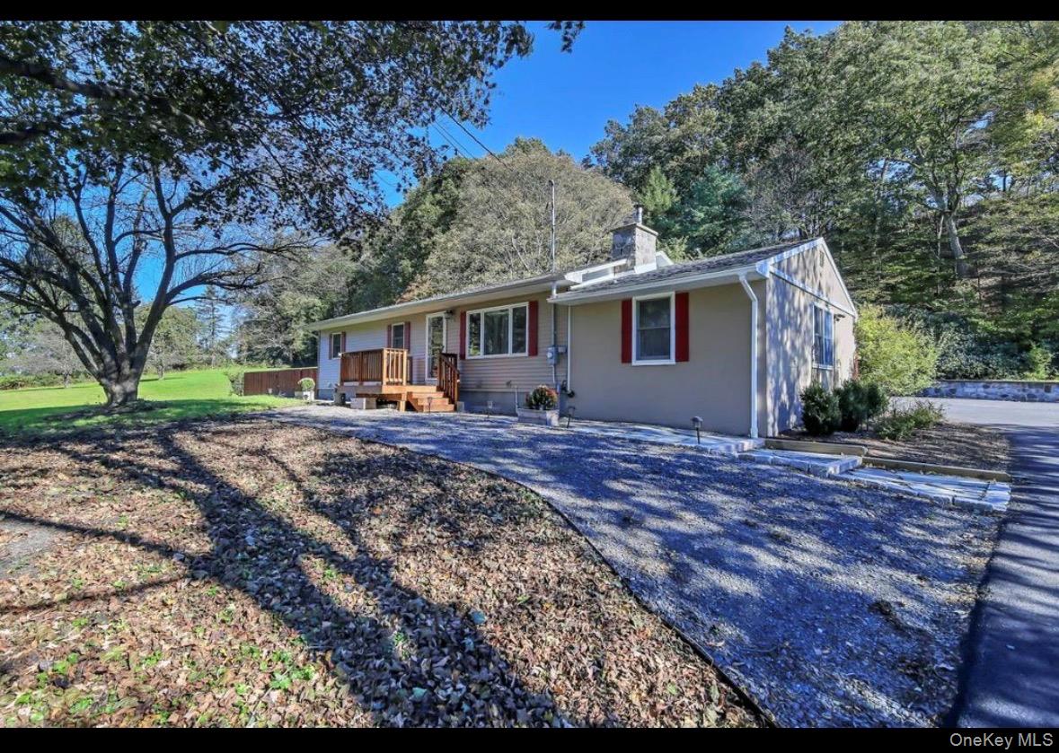 68 Whitford Road Property Photo 2
