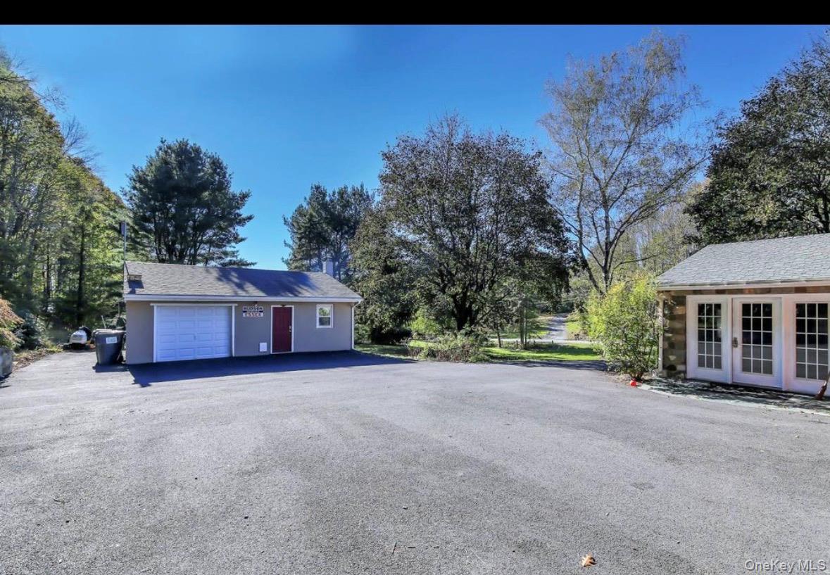 68 Whitford Road Property Photo 6