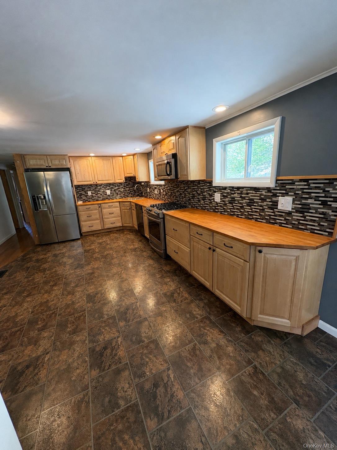 68 Whitford Road Property Photo 39