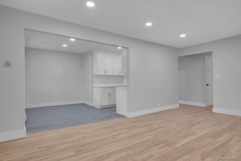 1161 E 56th Street Property Photo 13