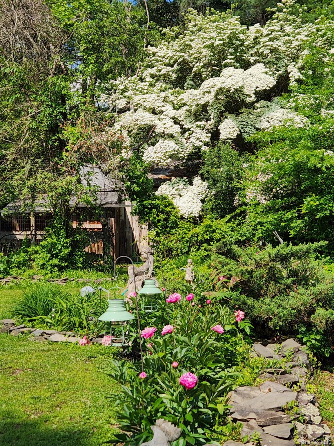 93 Widmer Road Property Photo 40
