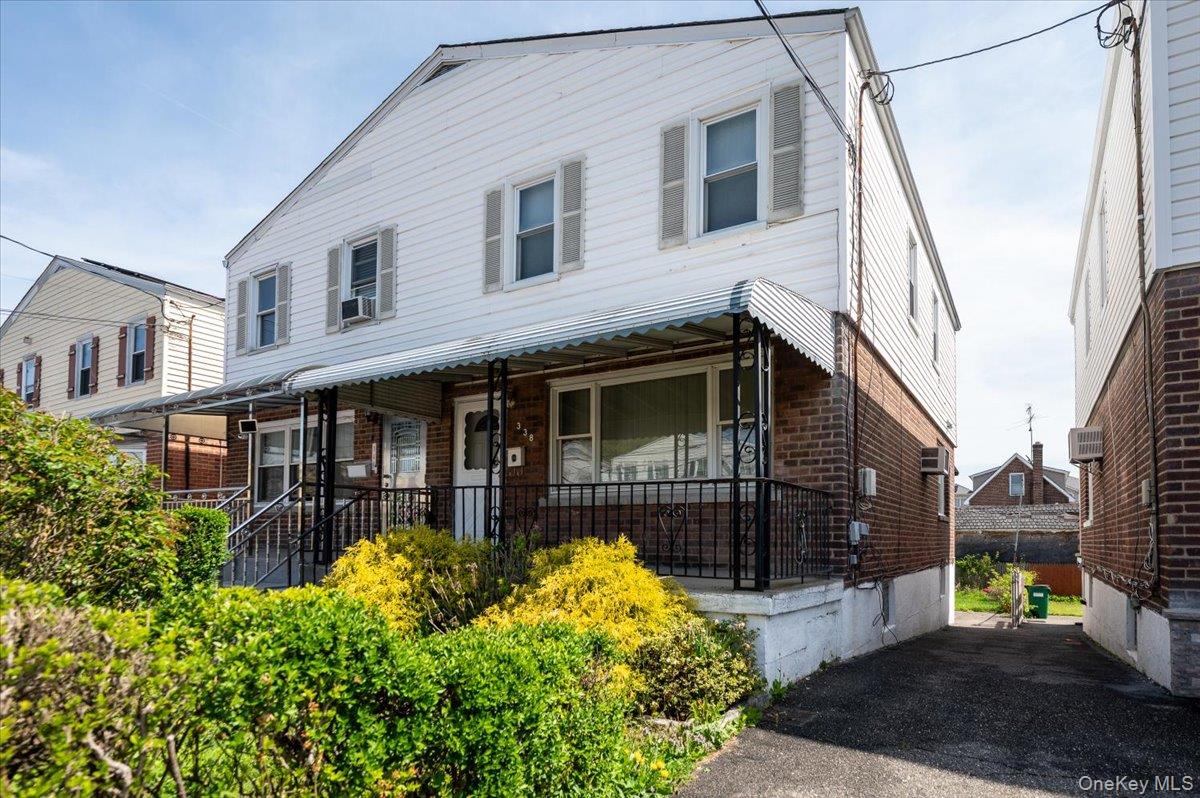 338 Pennyfield Avenue Property Photo 1