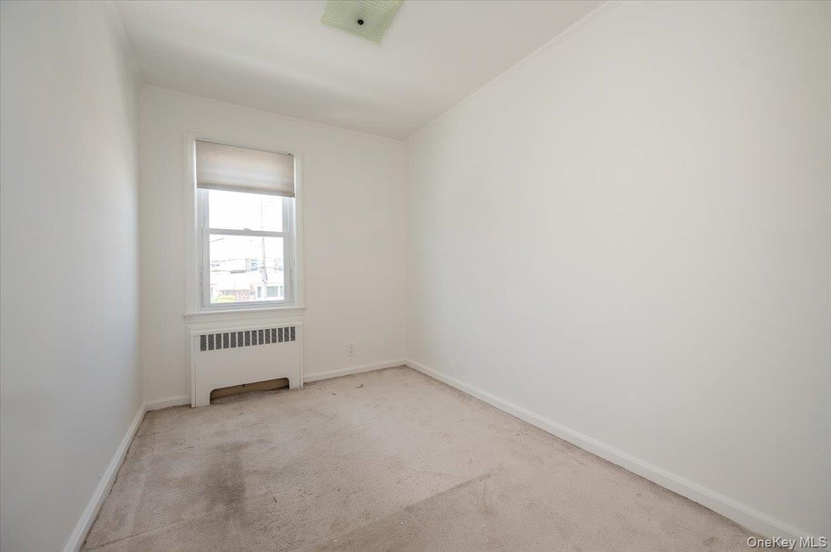 338 Pennyfield Avenue Property Photo 10