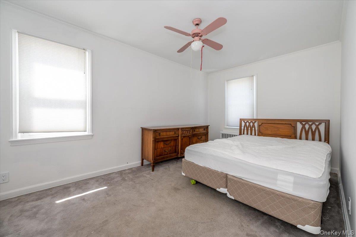 338 Pennyfield Avenue Property Photo 11